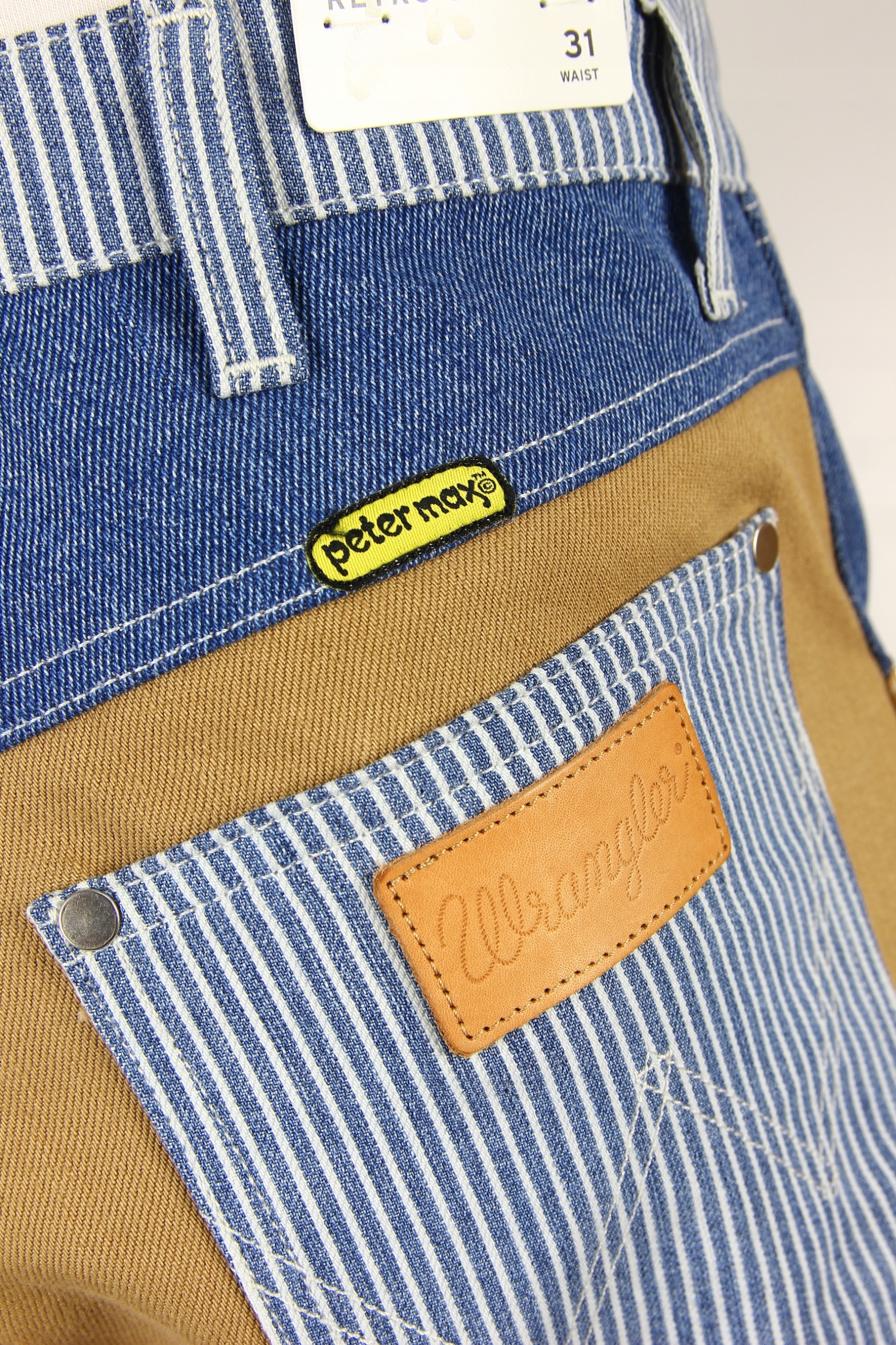 WRANGLER x PETER MAX JEANSY GREENSBORO FIT_W30 L32 Fason proste