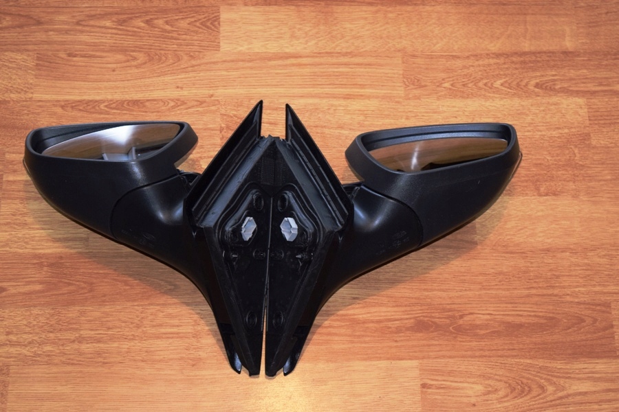 LUSTERKO LEWE PRAWE 6PIN FORD FOCUS MK4 IV ROK2020 Typ samochodu Samochody osobowe