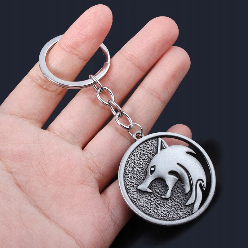 Brelok Wiedźmin Witcher Henry Cavill replika PL Tematyka, motyw Wiedźmin