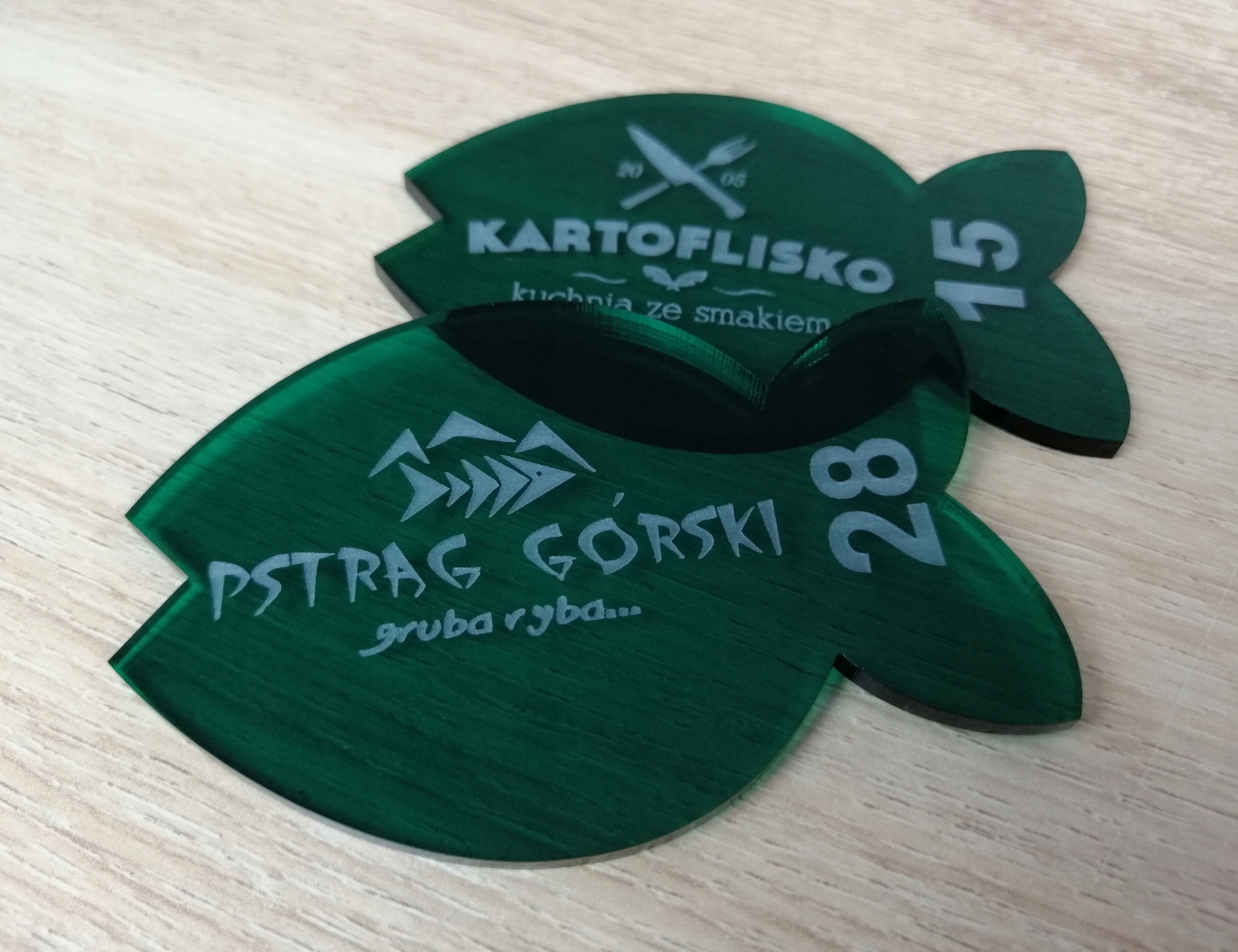 numerki do baru gastronomii breloki ryba 10 szt Stan opakowania brak opakowania