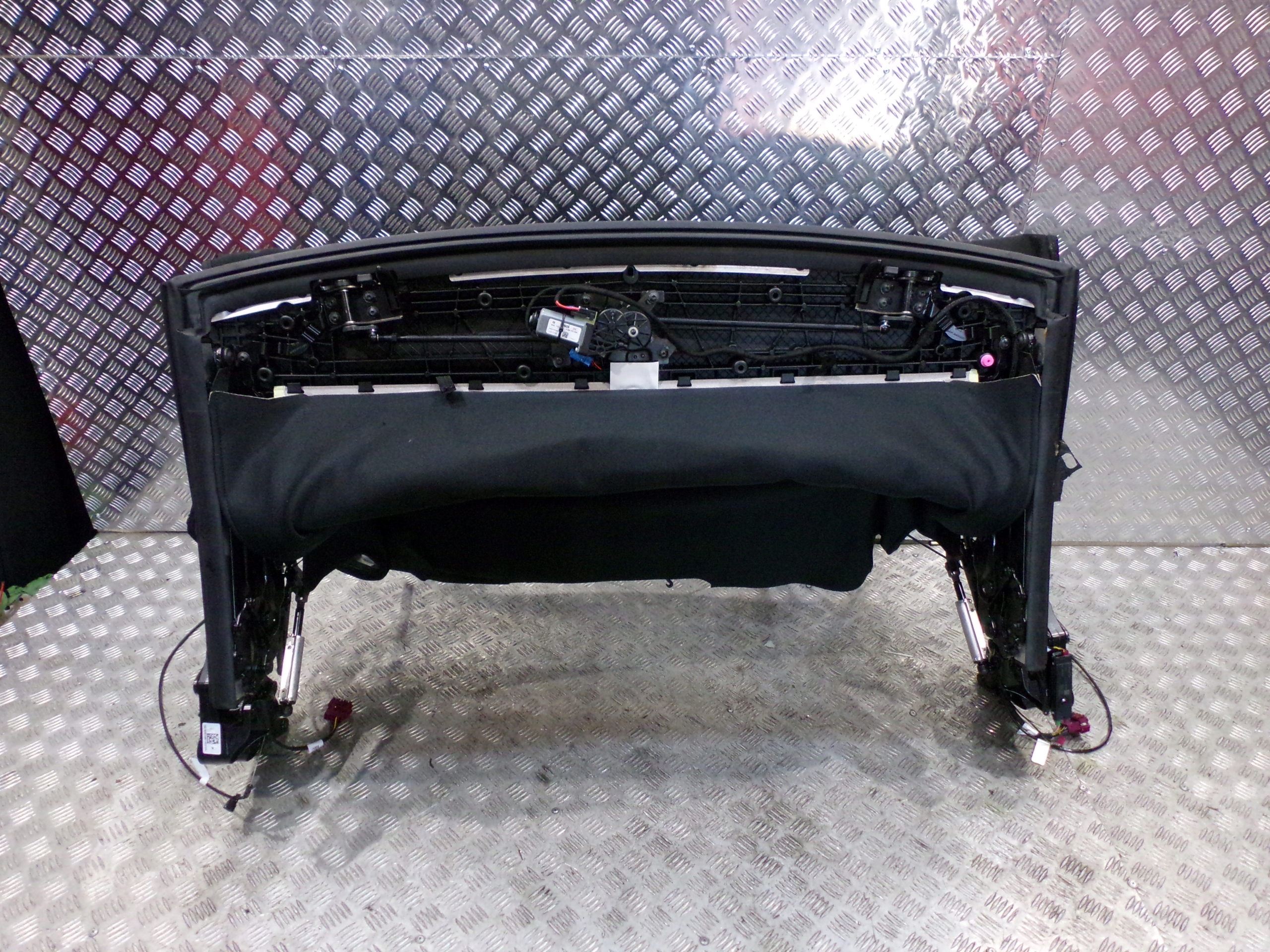 C W205 DACH CABRIO KABRIOLET MERCEDES Producent części Mercedes-Benz OE