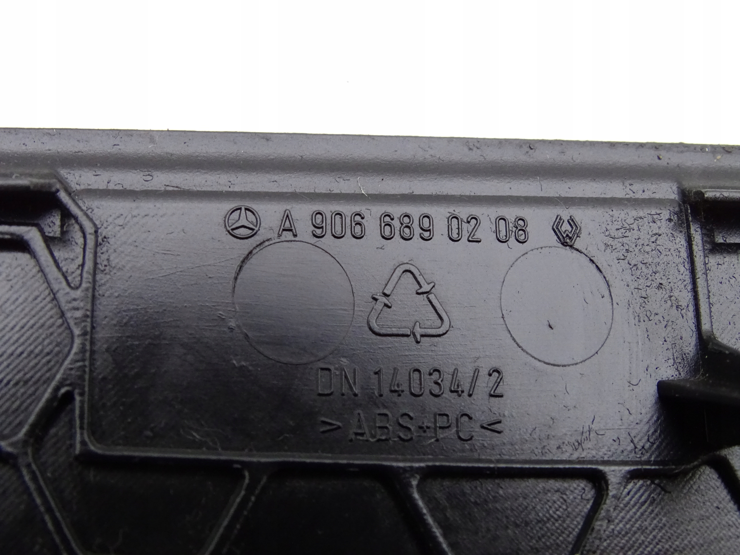 VW CRAFTER I 06-11 OSŁONA GŁOŚNIKA DESKI Producent części Volkswagen OE