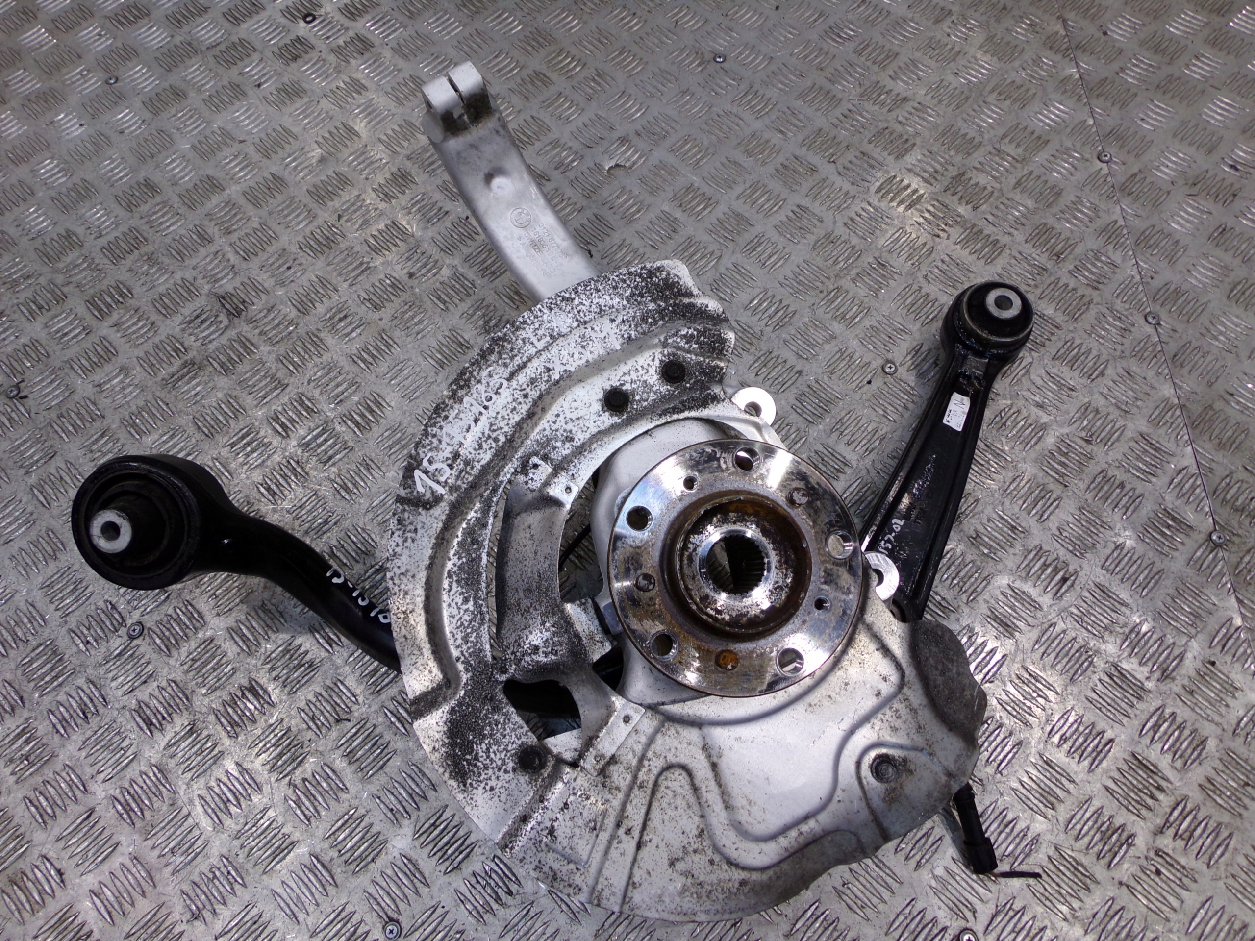 BMW X5 M F85 X6 M F86 ЦАПФА СТУПИЦЯ РИЧАГ