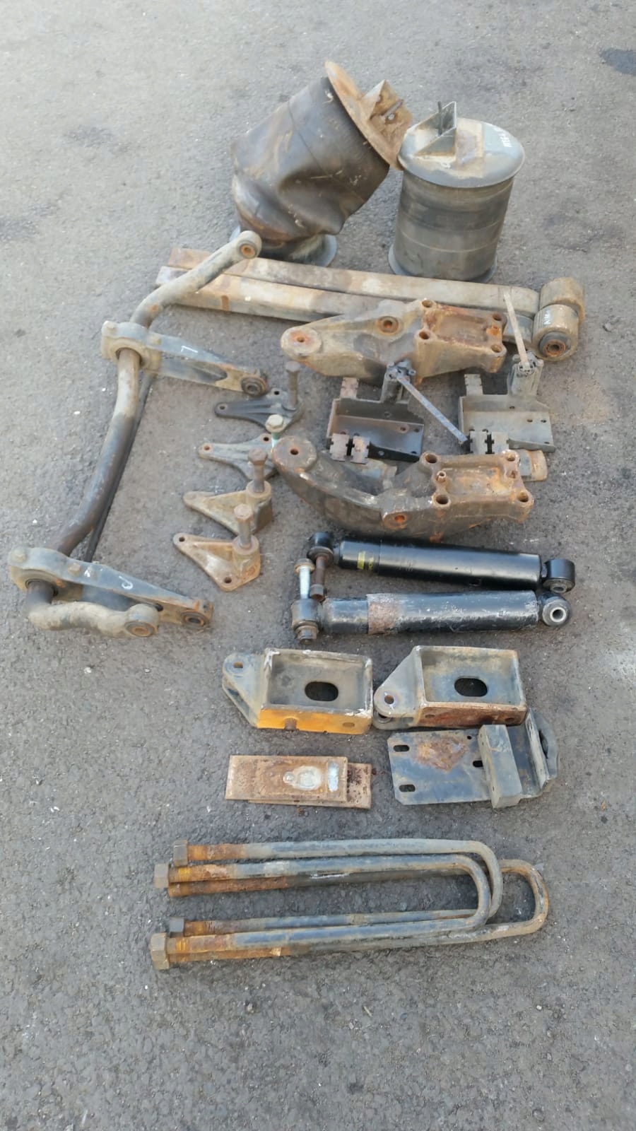 Zawieszenie na poduszkach tyl ATEGO