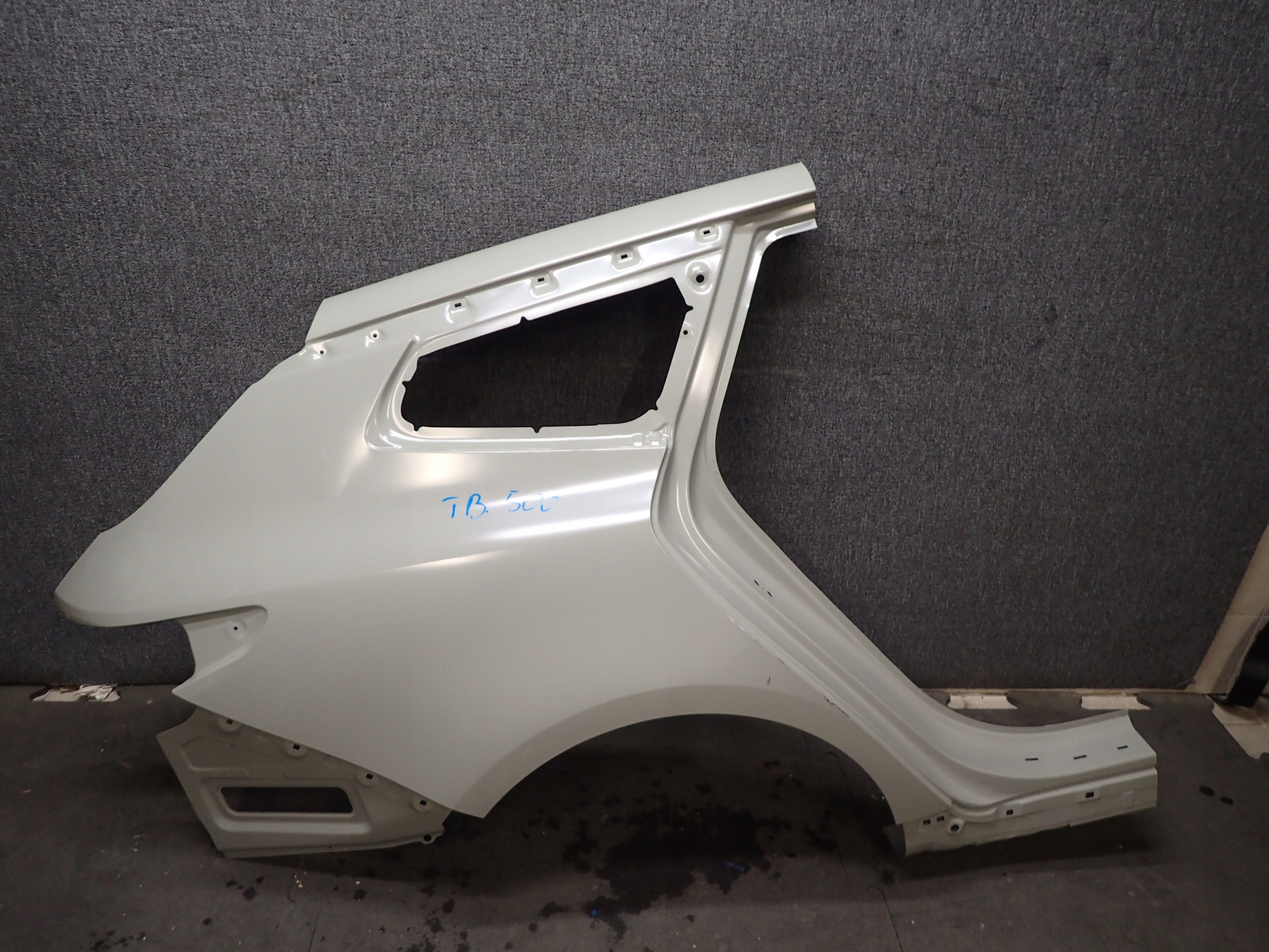 BŁOTNIK TYŁ PRAWY KIA OPTIMA KOMBI