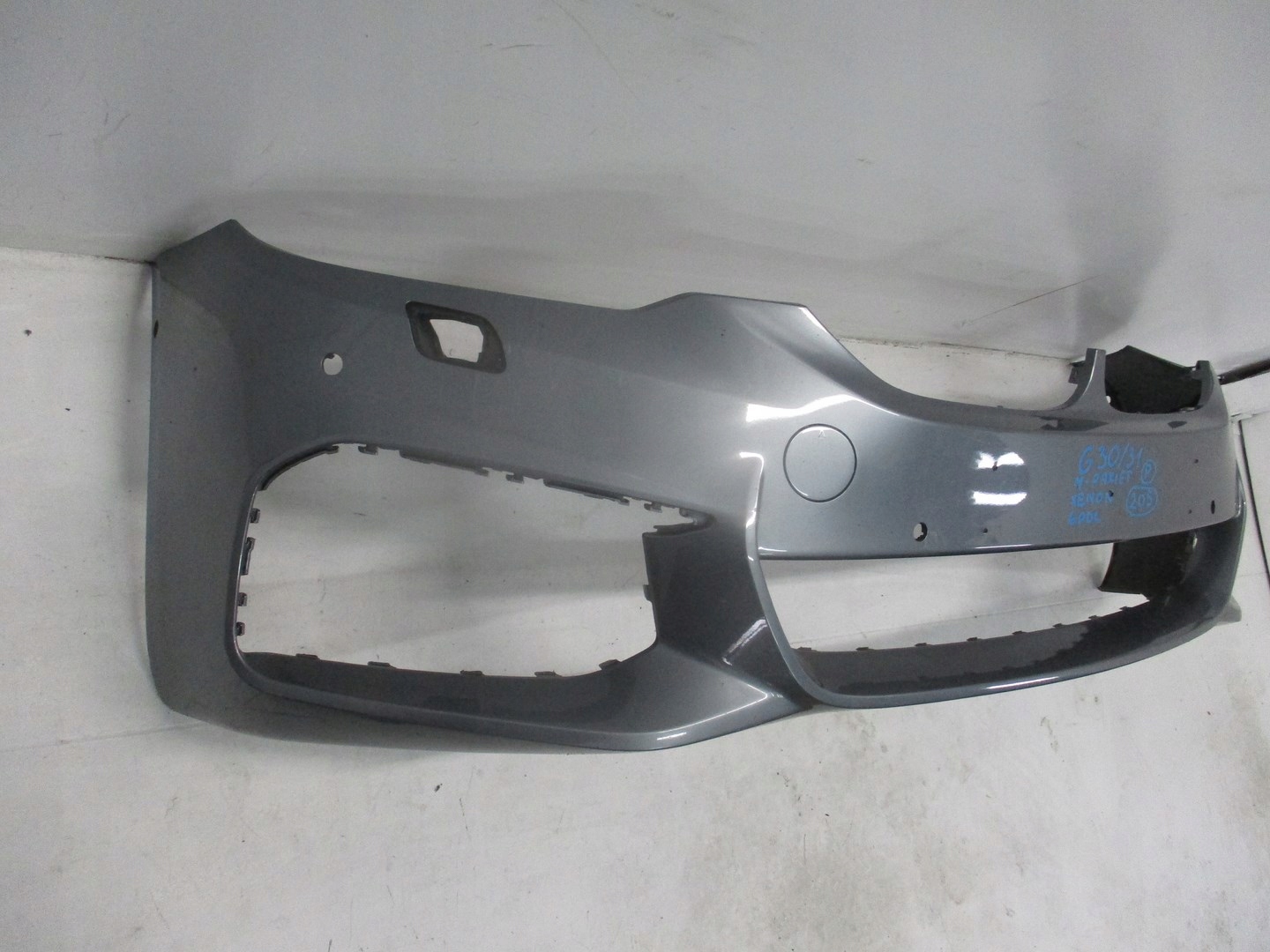 bumper BMW 5 G30 G31 PDC m-packet below washers