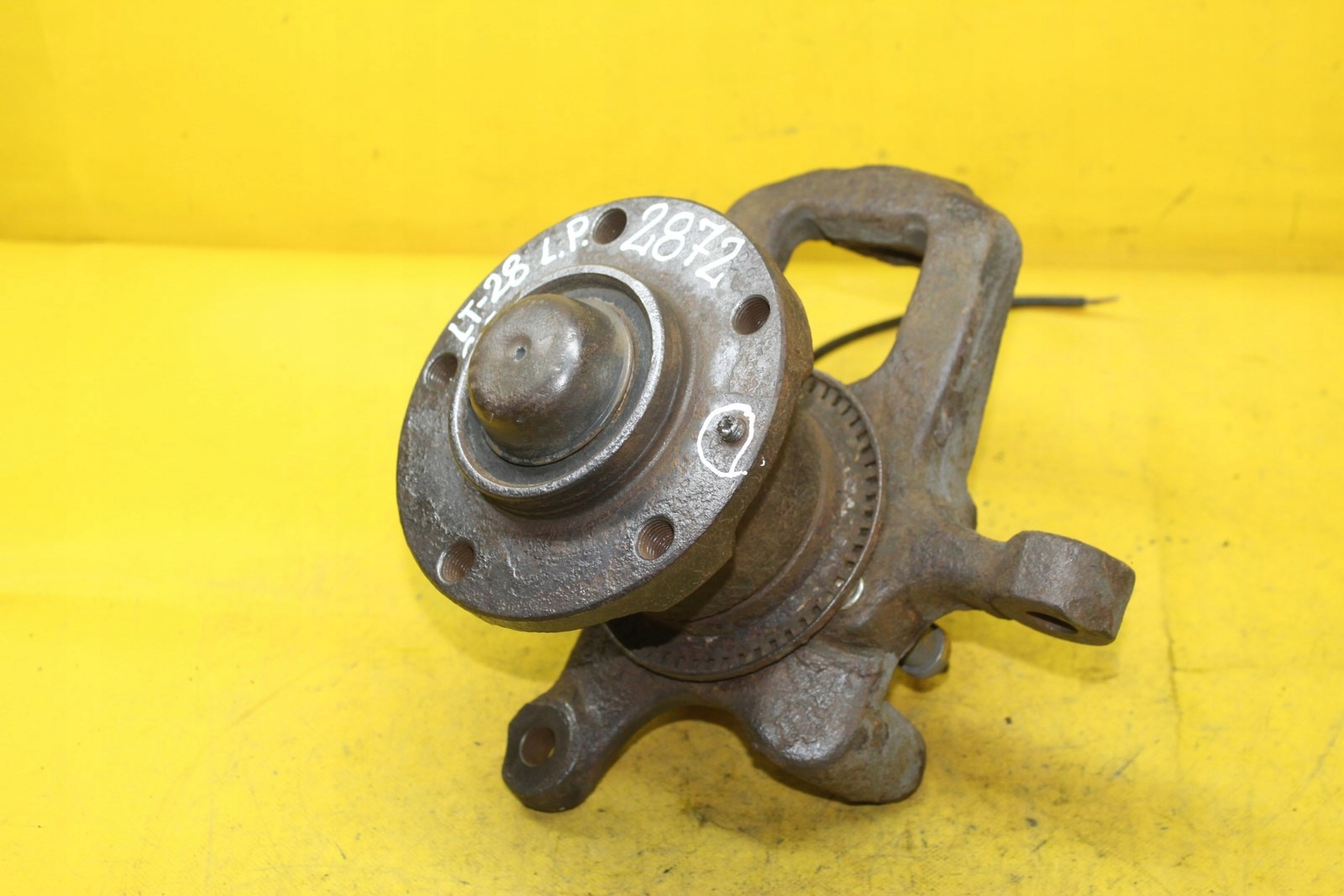 КРОСОВЕР МАТОЧИНИ ЛІВИЙ ПЕРЕДНІЙ VW LT 28 2.5 SDI