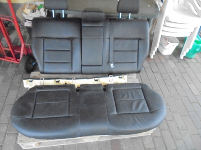 MERCEDES E KLASA W212 TYLNA KANAPA KOMPLET