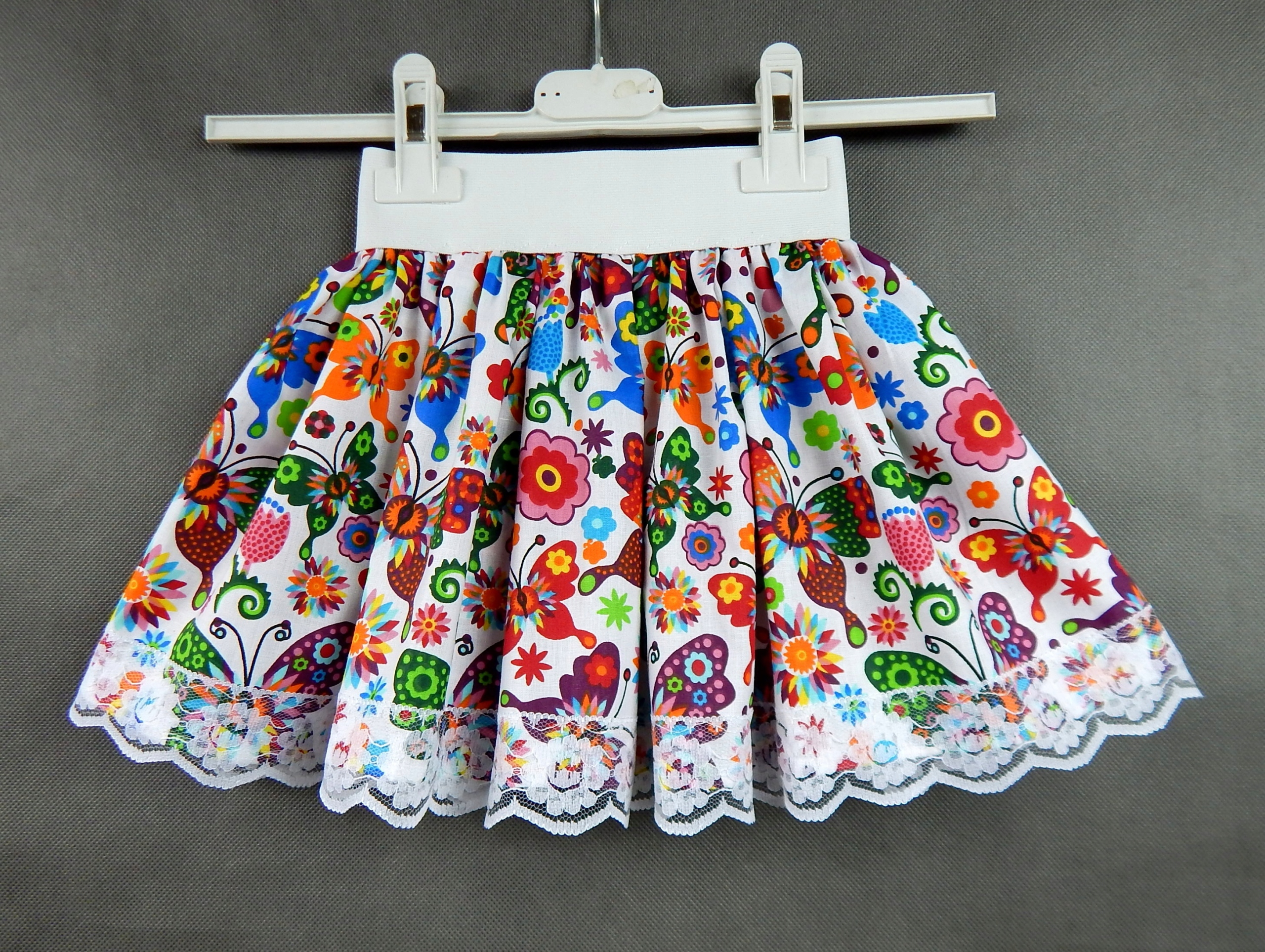 ŁOWICKA spódnica SPÓDNICZKA cleo góralska__5-8 lat Fason rozkloszowana