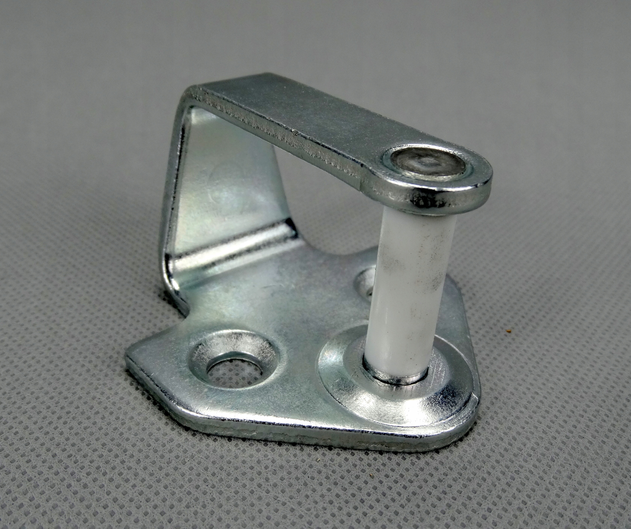 ZACZEP ZAMKA DRZWI PRZESUWNE FORD TRANSIT 2000-14 Numer katalogowy części 30-975-074