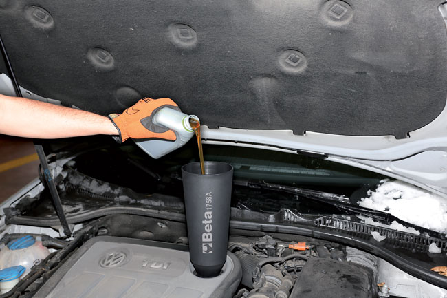 LEJEK ZE ZLACZEM BAGNETOWYM 38MM BETA 1758A Producent code 1758A