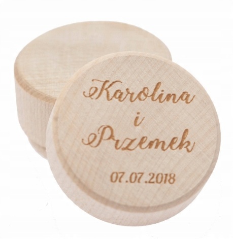 

Drewniane pudełko na obrączki z grawerem
