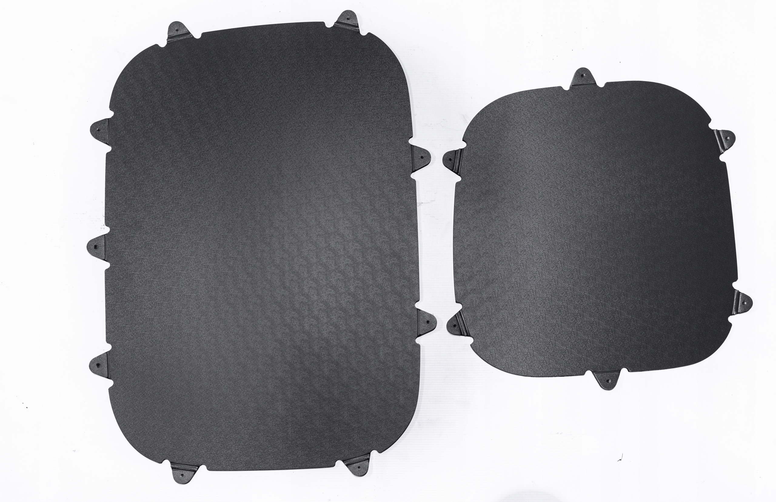 Oslony wewnetrzne drzwi tylnych NISSAN NV200 Numer katalogowy czesci KE680JX130