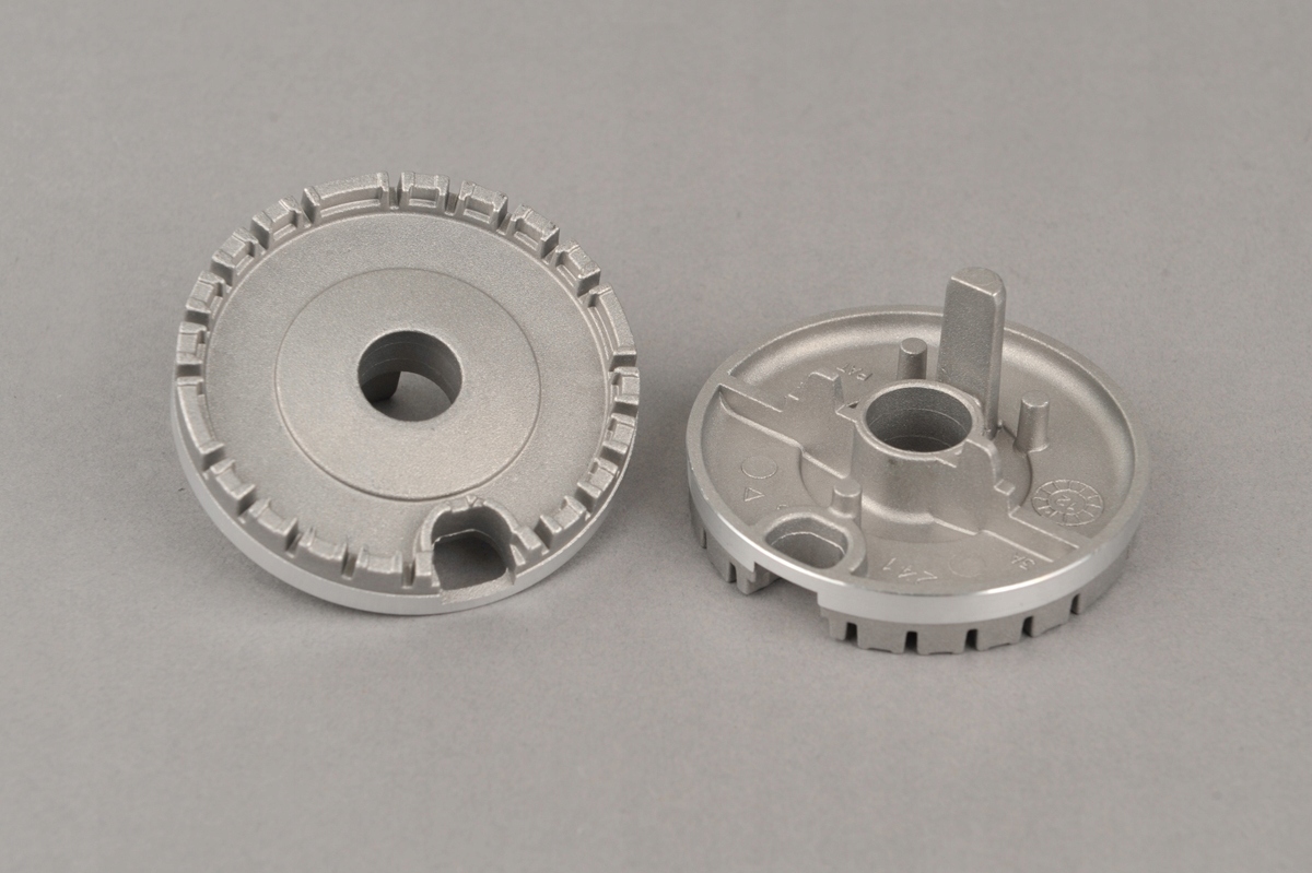 NAKRYWKA PALNIKA DUŻEGO AMICA- BSI Kolor dominujący czarny