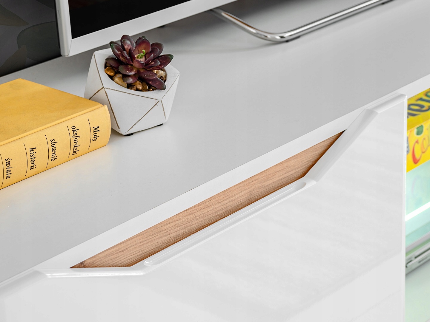 NOWOCZESNA MEBLOŚCIANKA FAME Wykończenie połysk