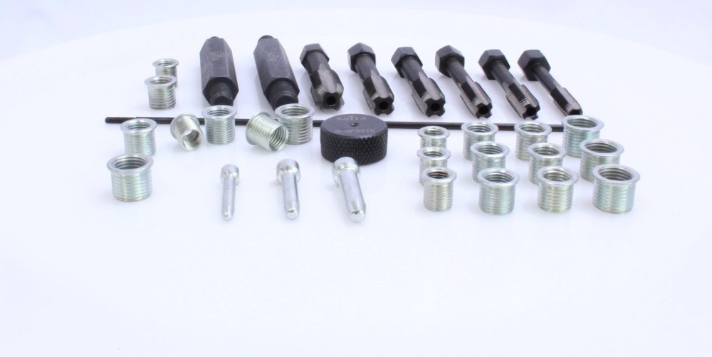 ZESTAW DO REGENERACJI GWINTOW SWIEC ZAROWYCH Producent code S GP33TK