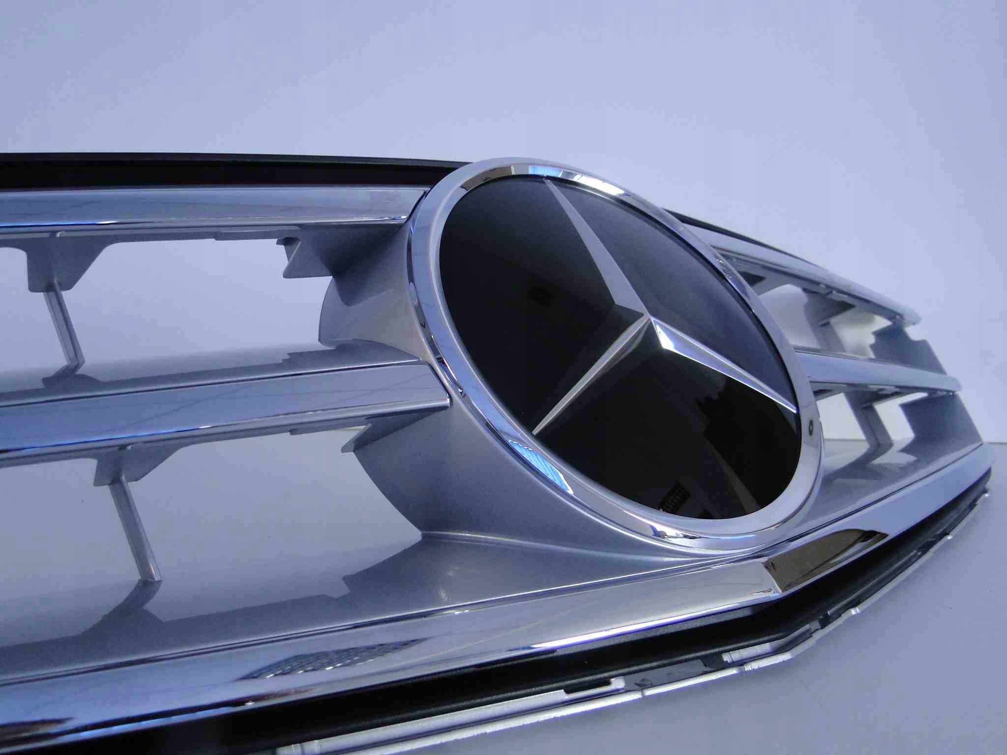 MERCEDES C KLASA W204 204 LIFT GRILL ATRAPA RADAR Producent części Mercedes-Benz OE