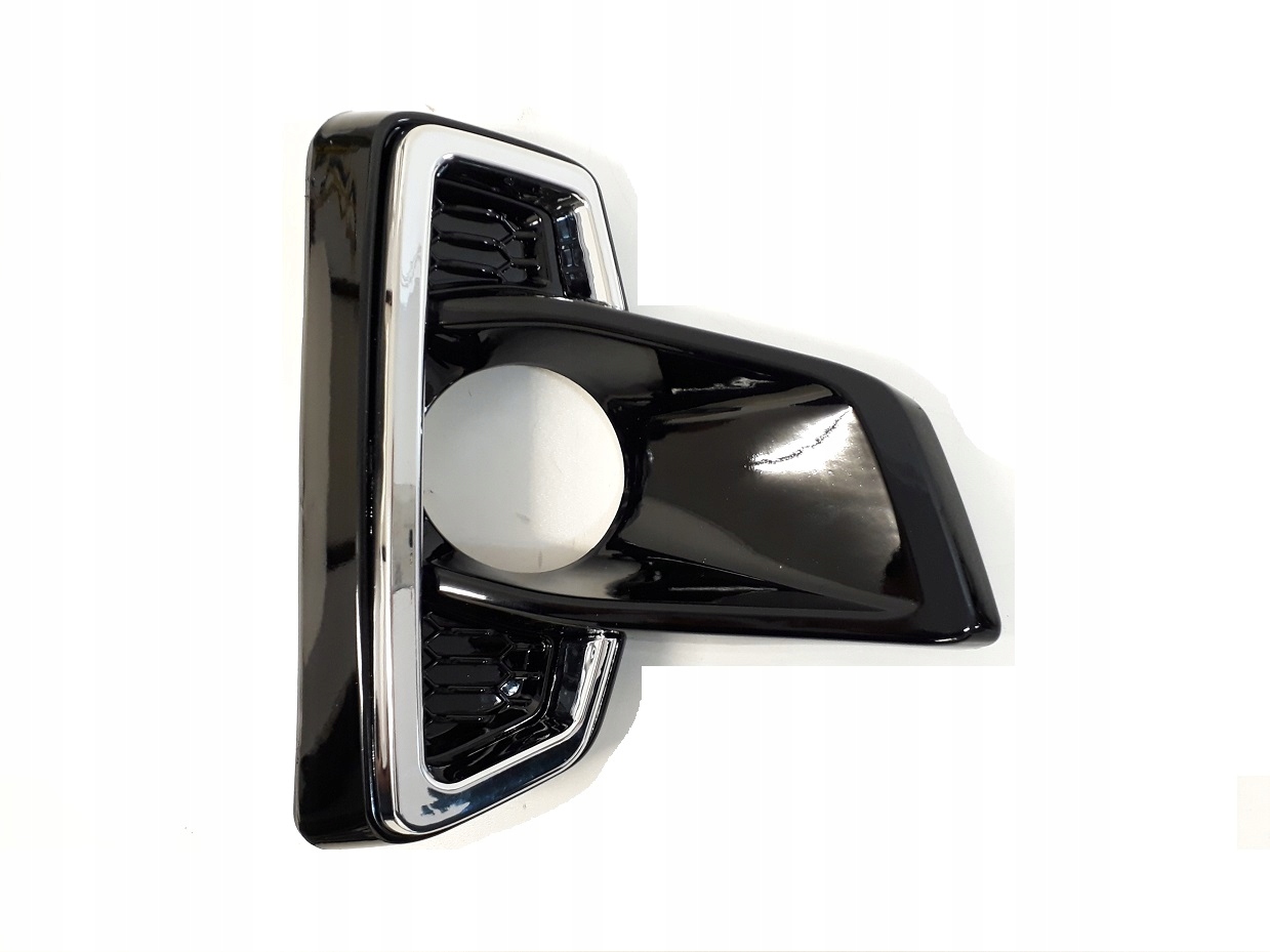 Правая хромированная галогенная решетка для TOYOTA HILUX 2018 2019