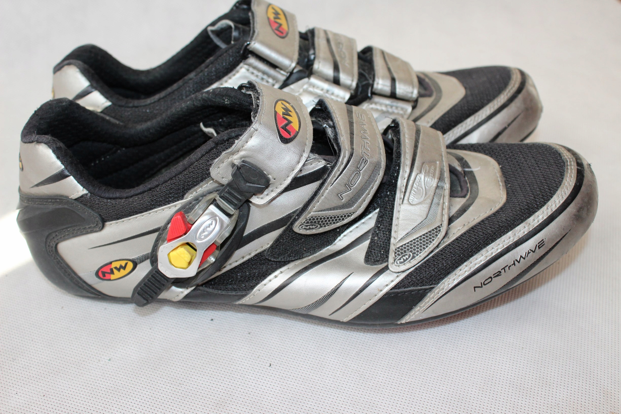 BUTY ROWEROWE 185 NORTHWAVE rozm. 46 Marka Northwave