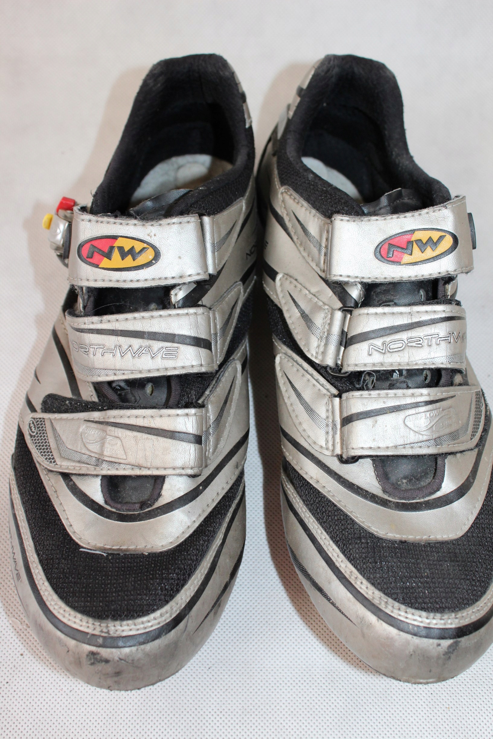 BUTY ROWEROWE 185 NORTHWAVE rozm. 46 Model 0185