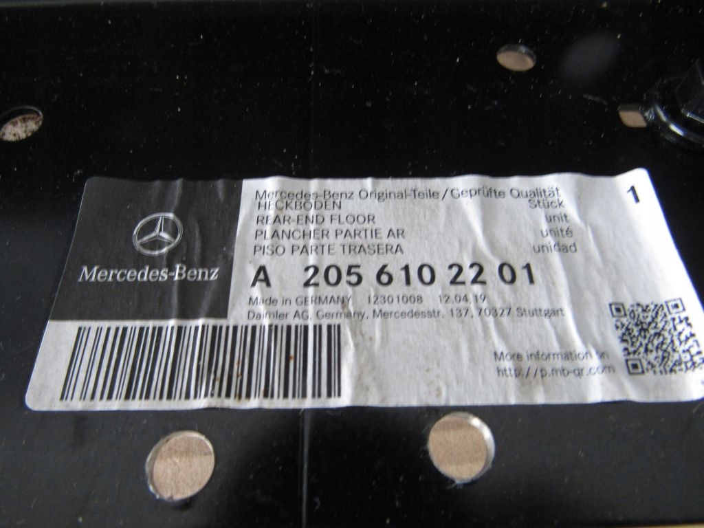 MERCEDES W205 A2056102201 PODŁUŻNICA TYŁ Typ samochodu Samochody osobowe