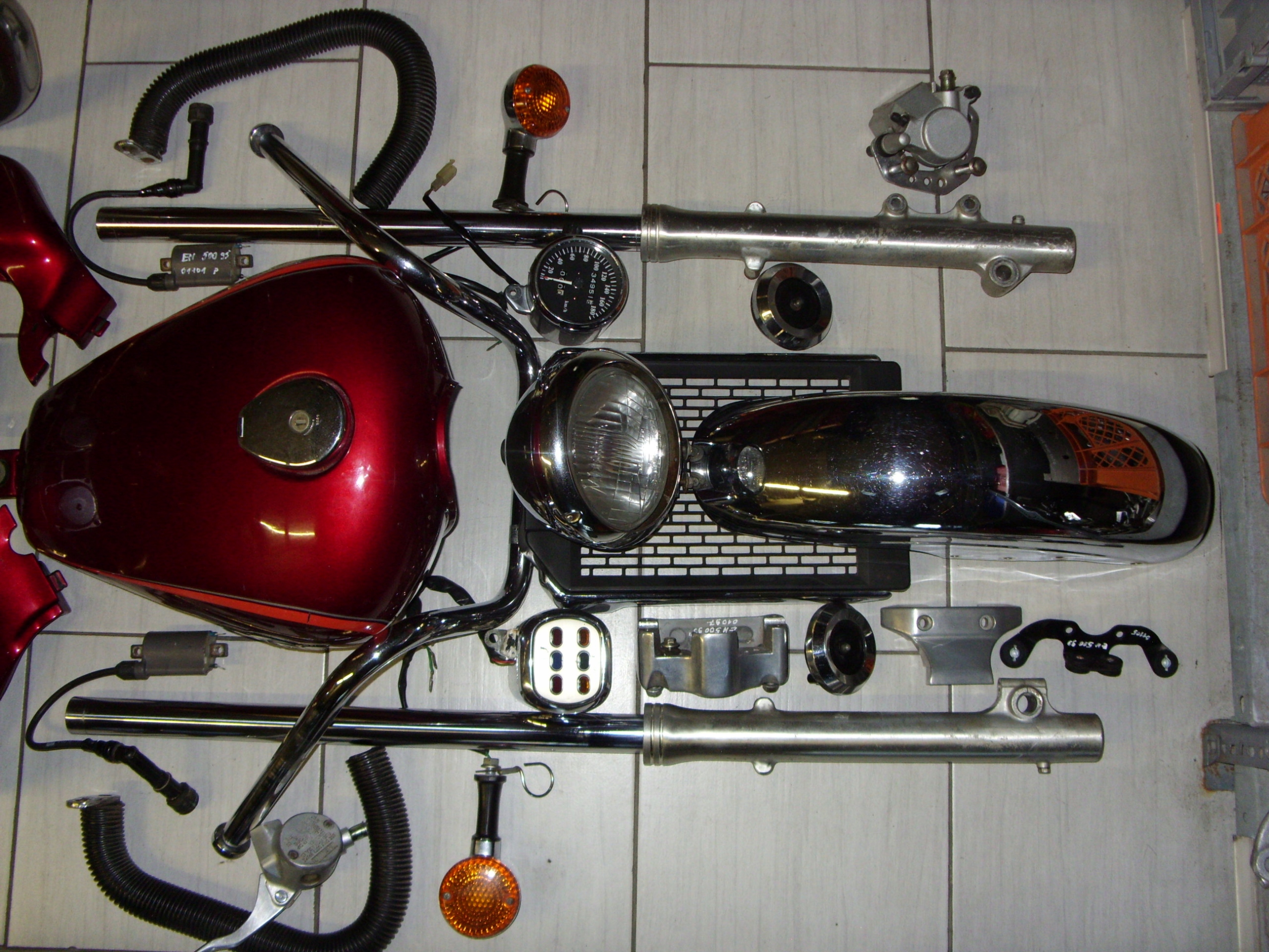 KAWASAKI EN 500 VULCAN ЗАПЧАСТИ БАГАЖНИК И Т. Д.