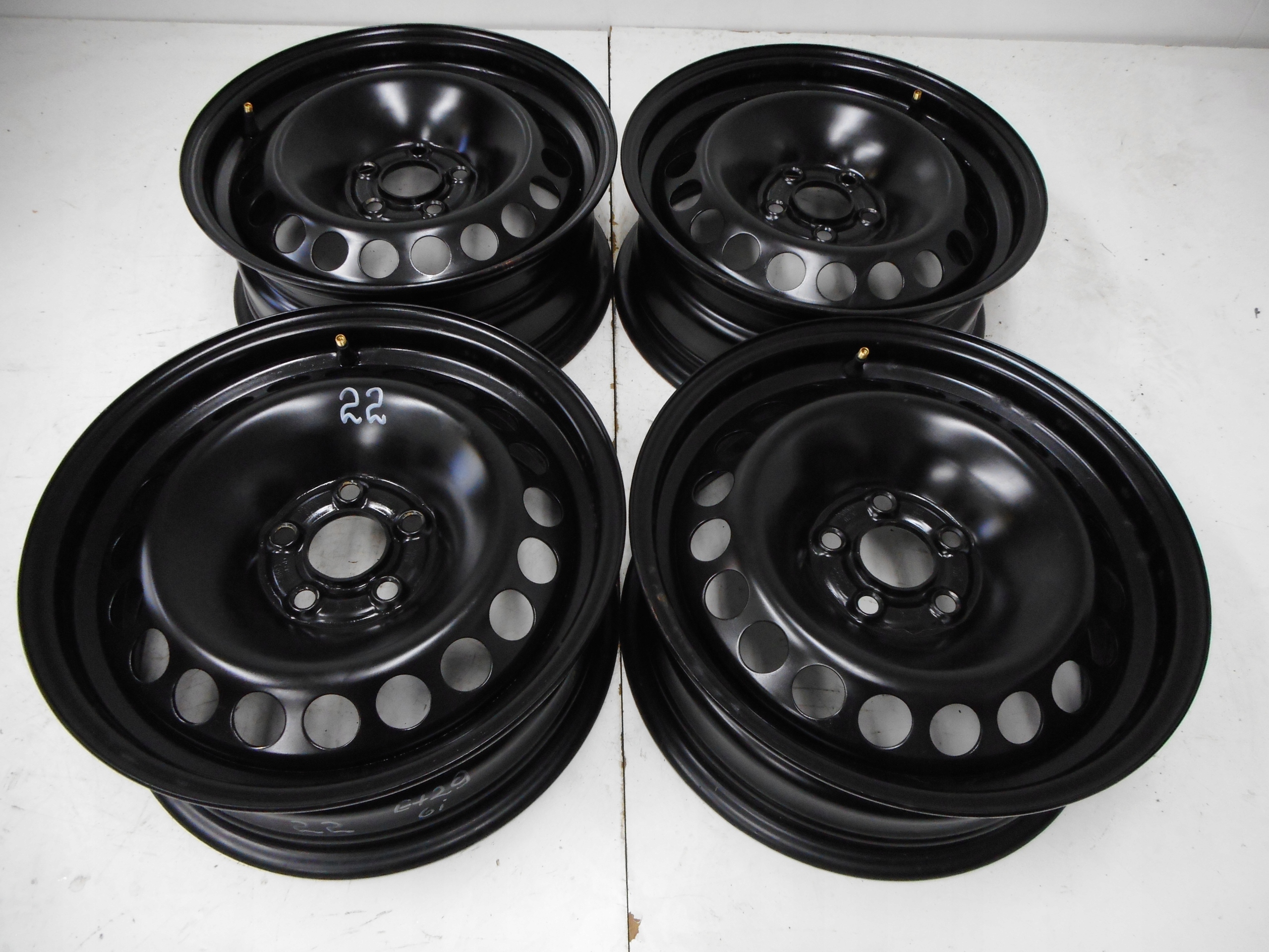 FELGI STALOWE 15 AUDI A1 A2 ET29 5X100 ORYGINAŁ