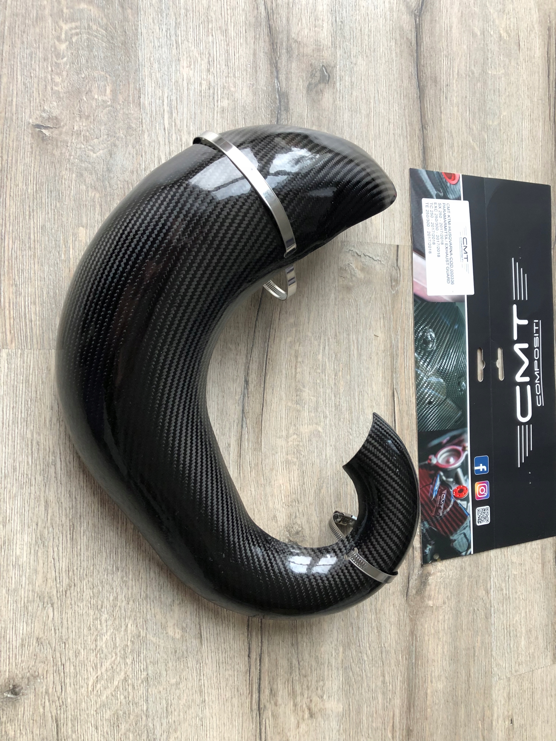 747888 - KTM HUSQVARNA 17-19 крышка диффузора CMT CUBAMOTO