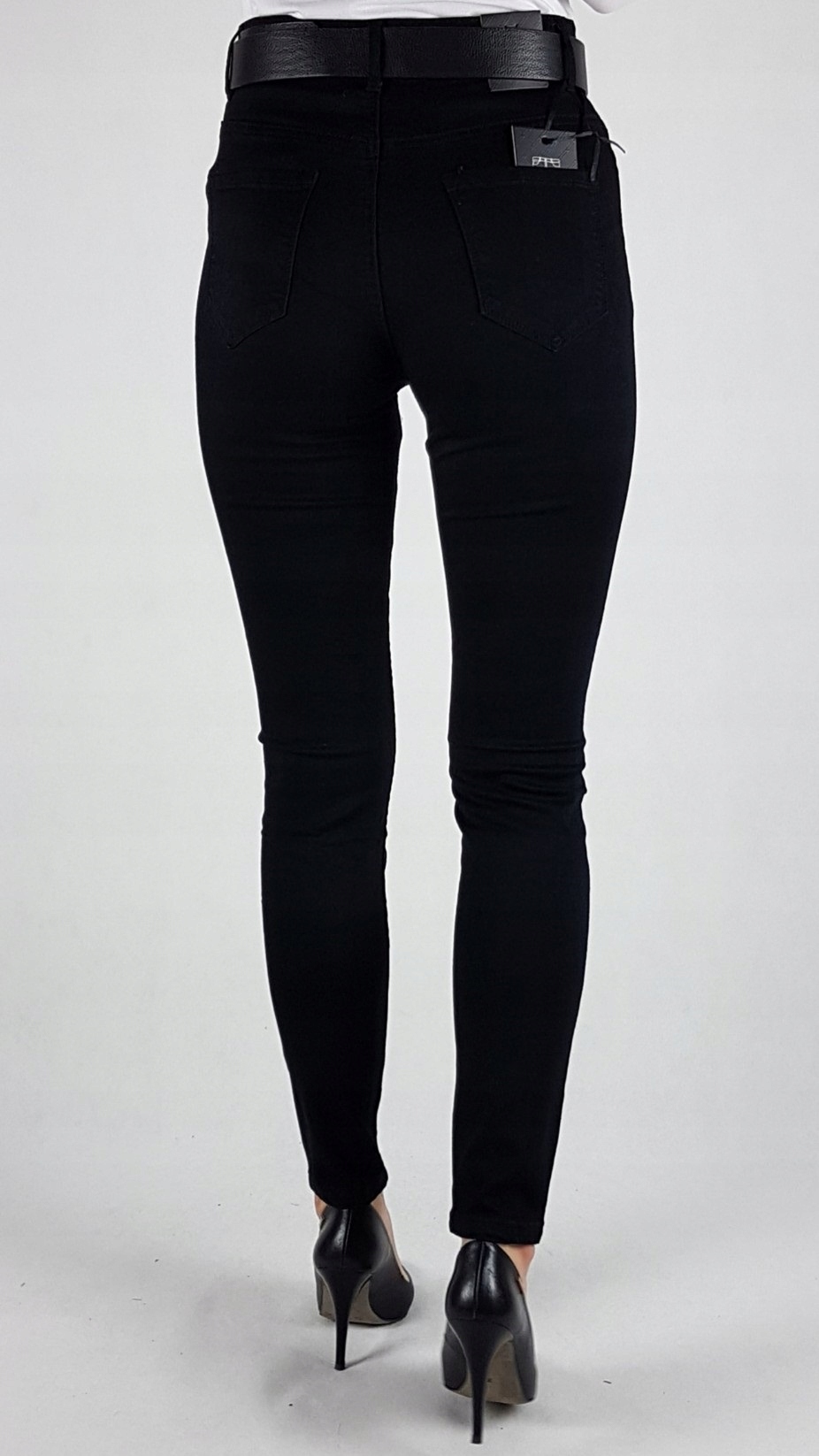 SPODNIE CZARNE GOODIES Z WYSOKIM STANEM ROZMIAR 40/L Fason rurki