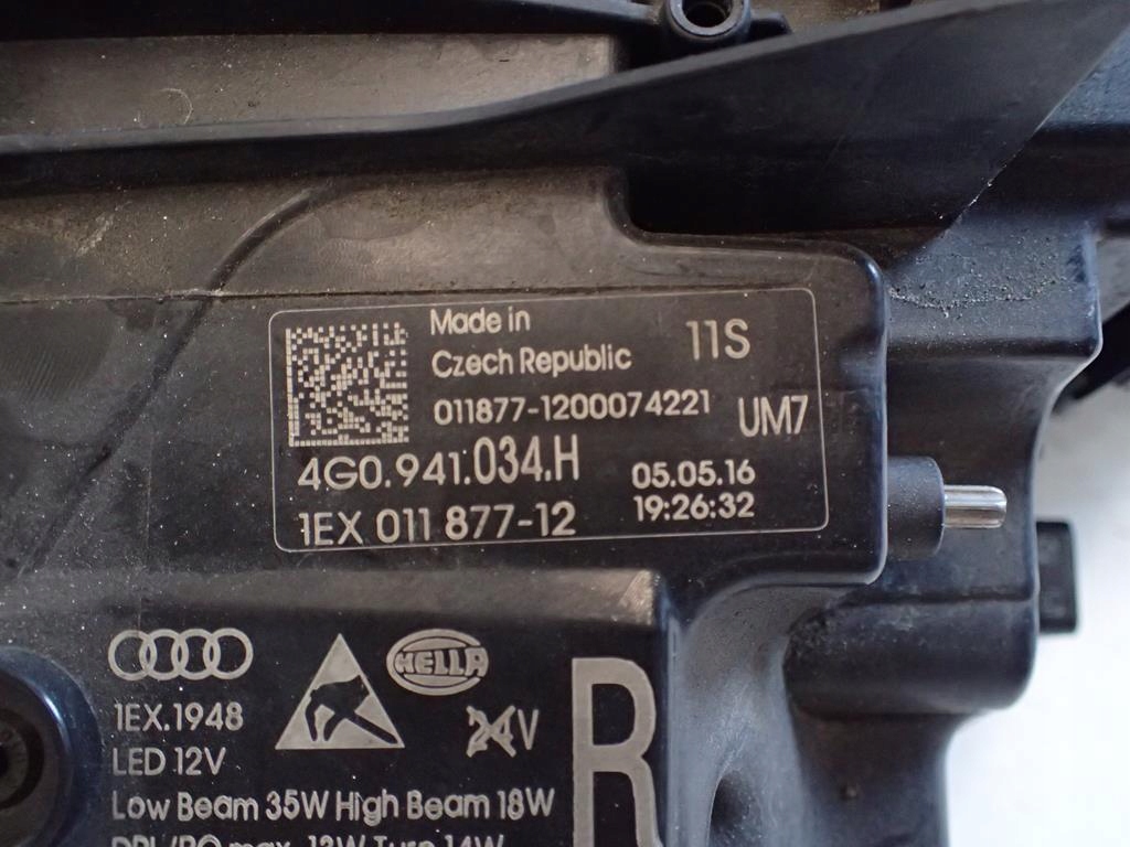 Lampa przód prawa AUDI A6 C7 LIFT 15- FULL LED MAT Typ samochodu Samochody osobowe