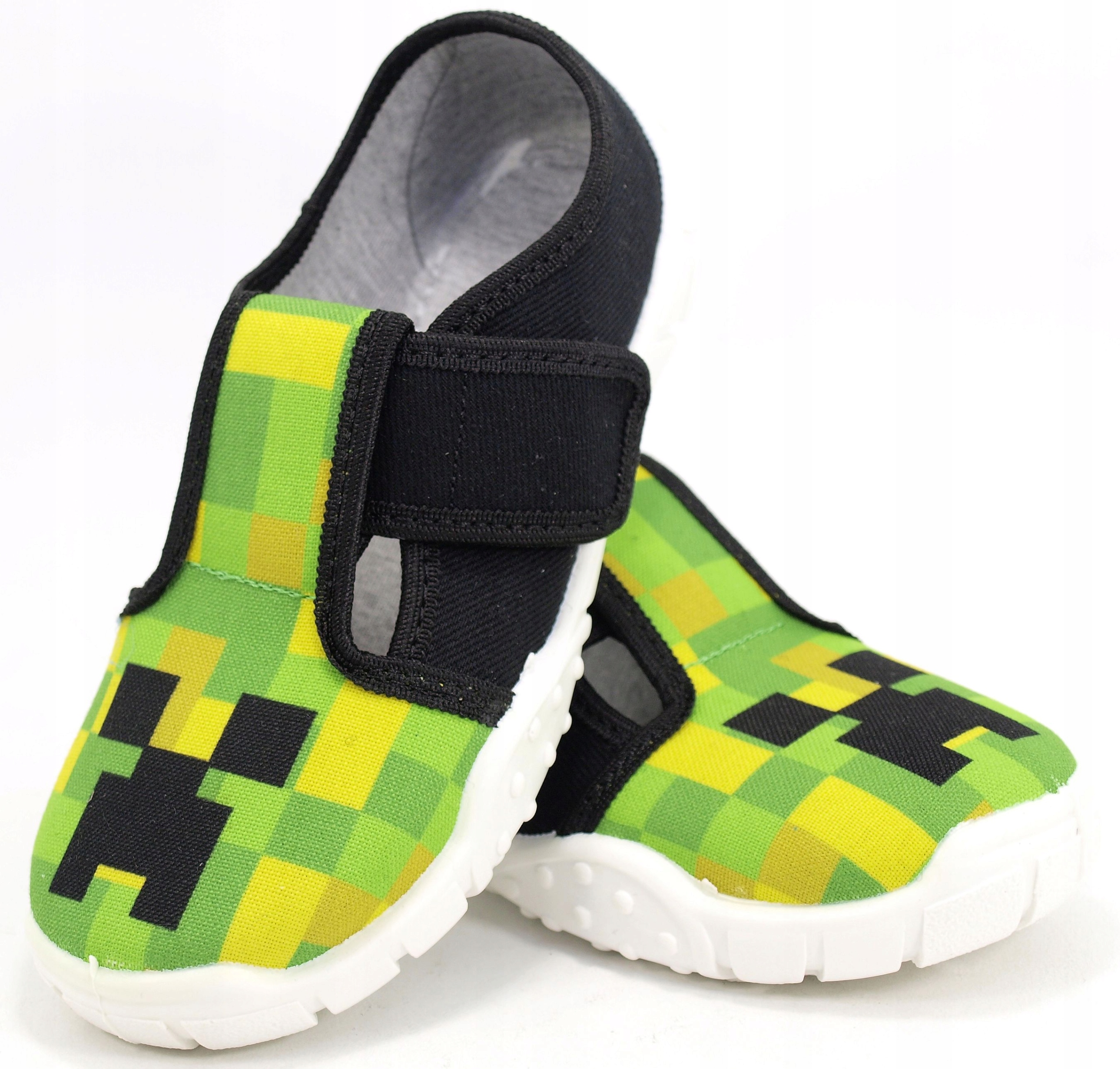 31 RAWEKS kapcie DO PRZEDSZKOLA B8 elastyczne 19,7 cm Marka Raweks