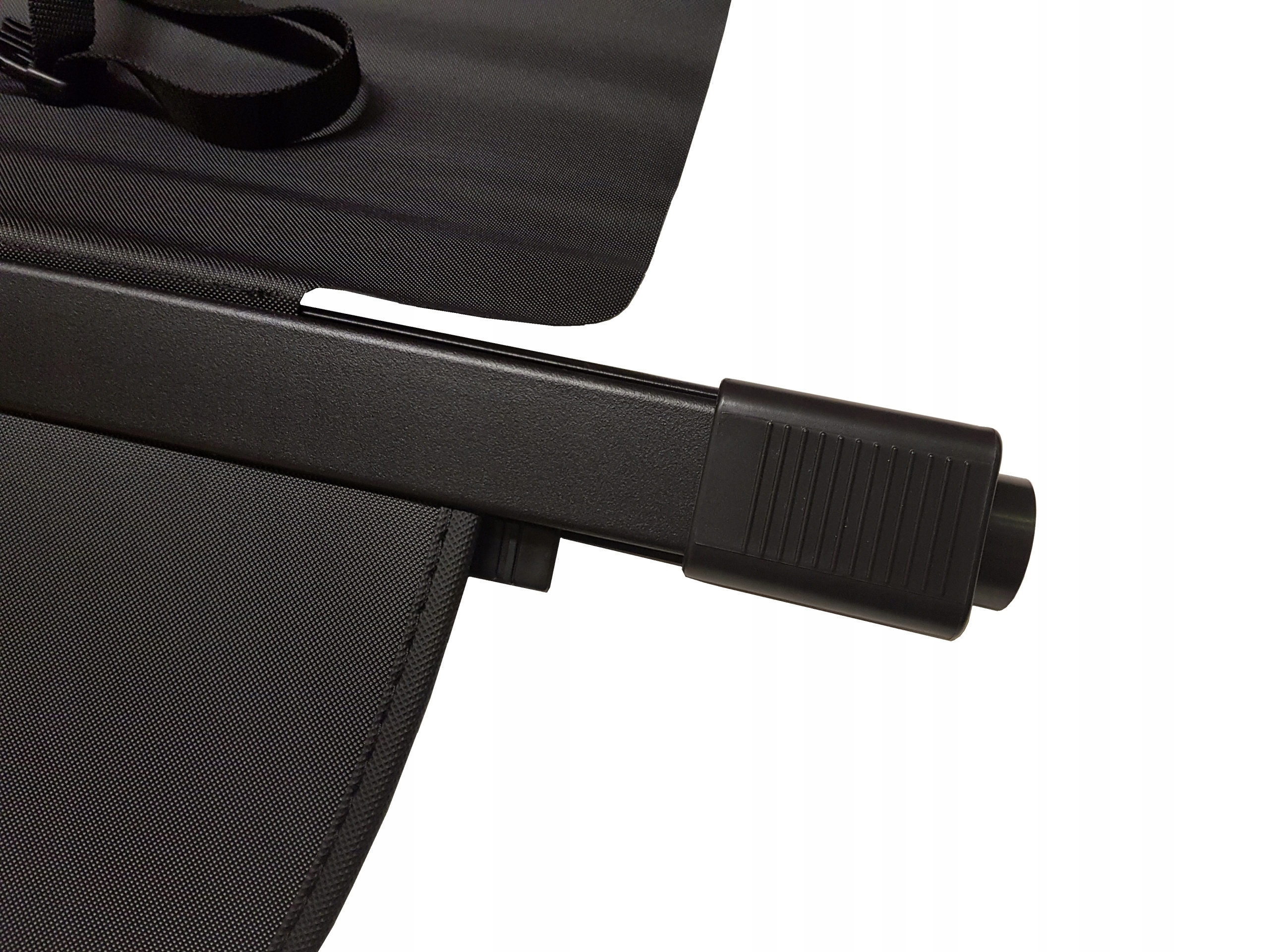 ROLETA BAGAŻNIKA RENAULT KOLEOS I 2007-2015 Producent części Renault OE