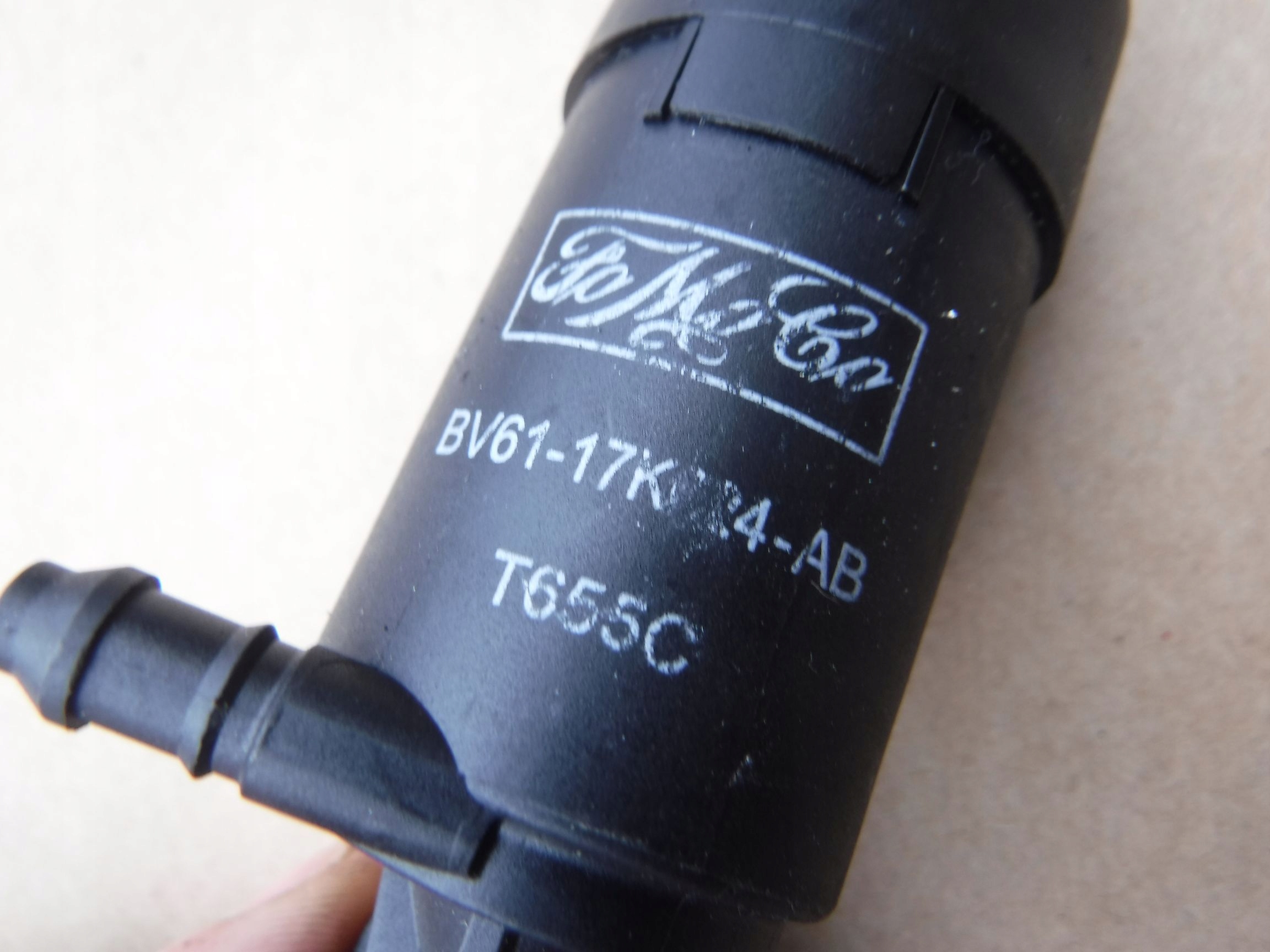 Pompka SPRYSKIWACZY FORD FOCUS MK3 C MAX MK2 Part number BV61