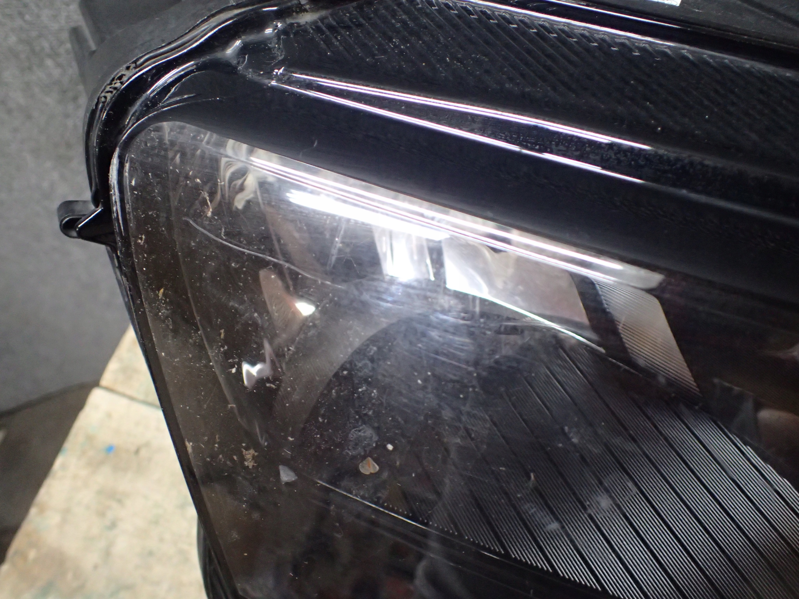 LIGHT FRONT RIGHT SKODA KAROQ 57B941016A