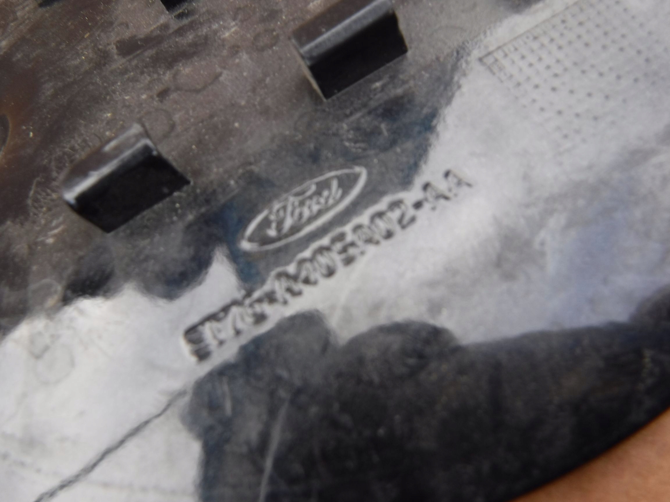 KLAPKA WLEWU PALIWA FORD CONNECT LIFT 2018 Part manufacturer Ford OE