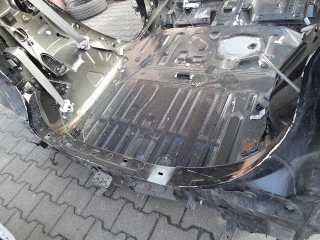 NISSAN CUBE 2011 PAS TYLNY Z PODLOGA ORYGINAL