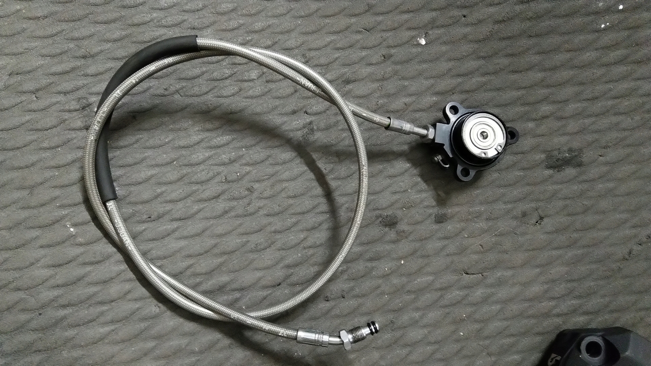 BMW R1200GS K50 K51 K52 шланг зчеплення 8524925