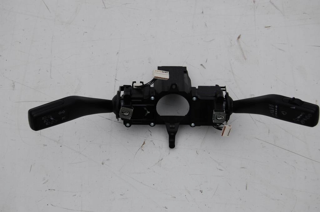 MANETKA COMMODO PHARES INDICATEURS DE DIRECTION CADDY 2K0 LIFT