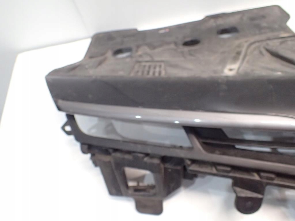 решетка renault CLIO IV 12-