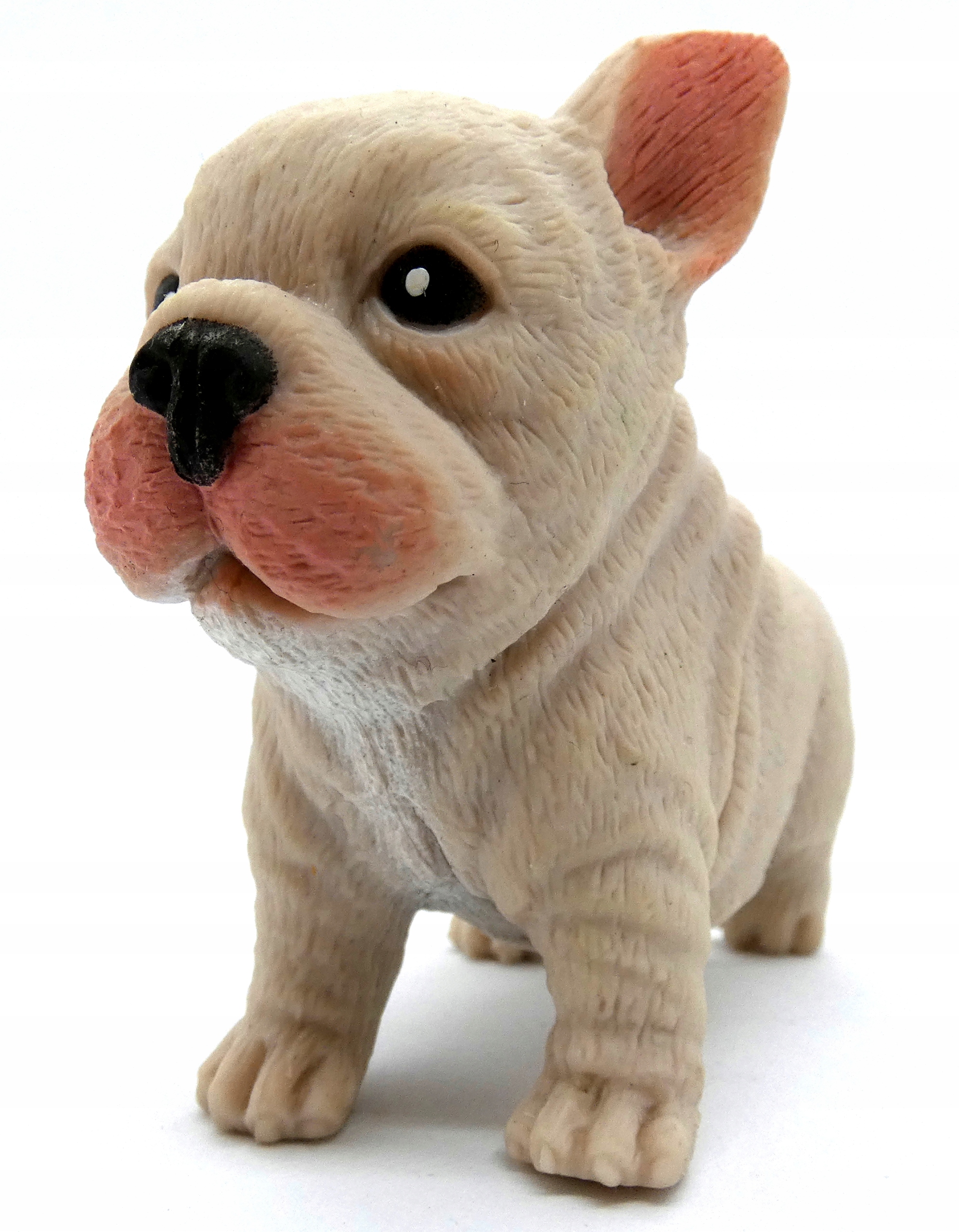 

Buldog francuski - figurka miękka płowy