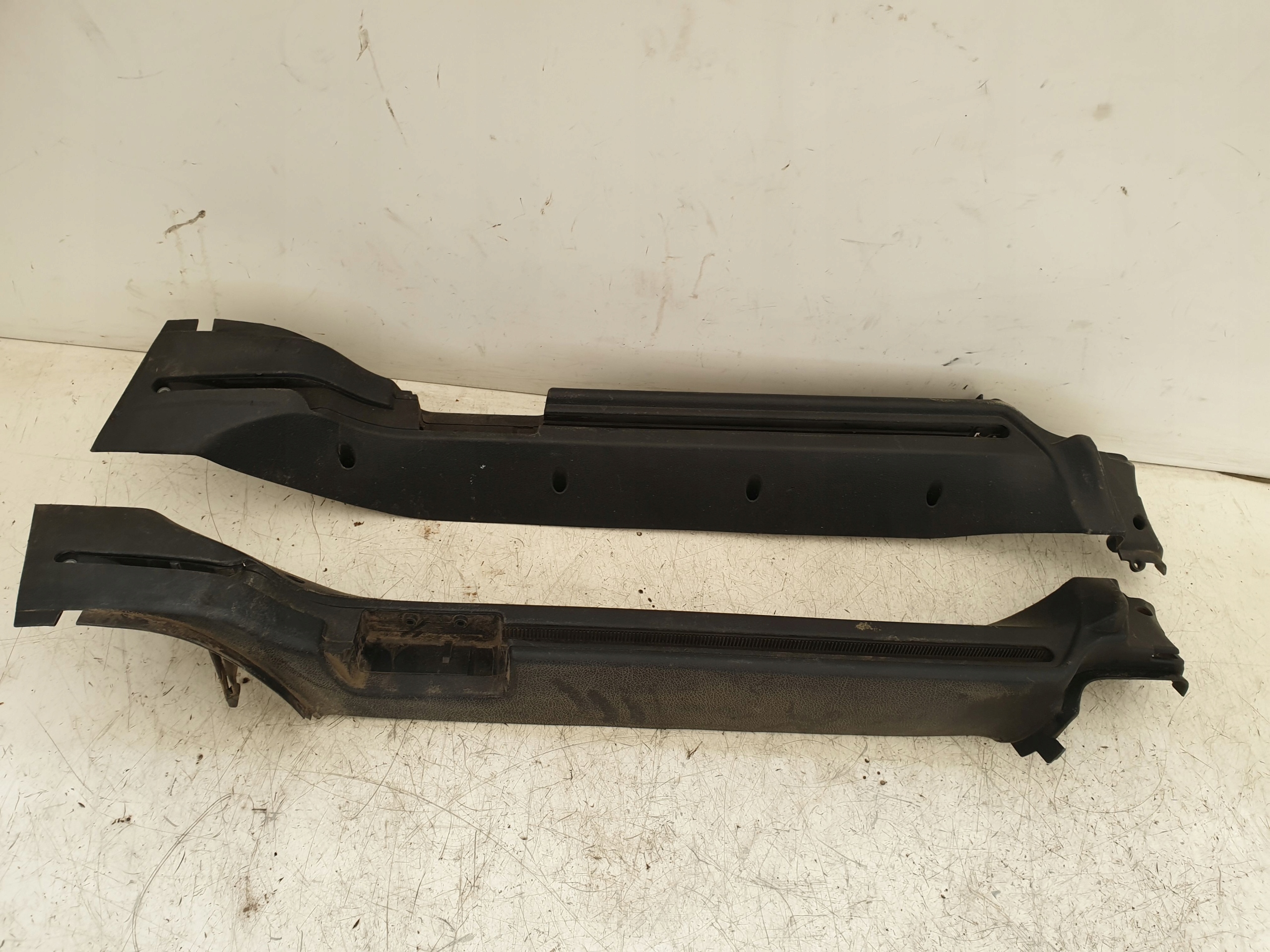 PROWADNICA ROLETY LEWA OPEL ASTRA II G 02R KOMBI