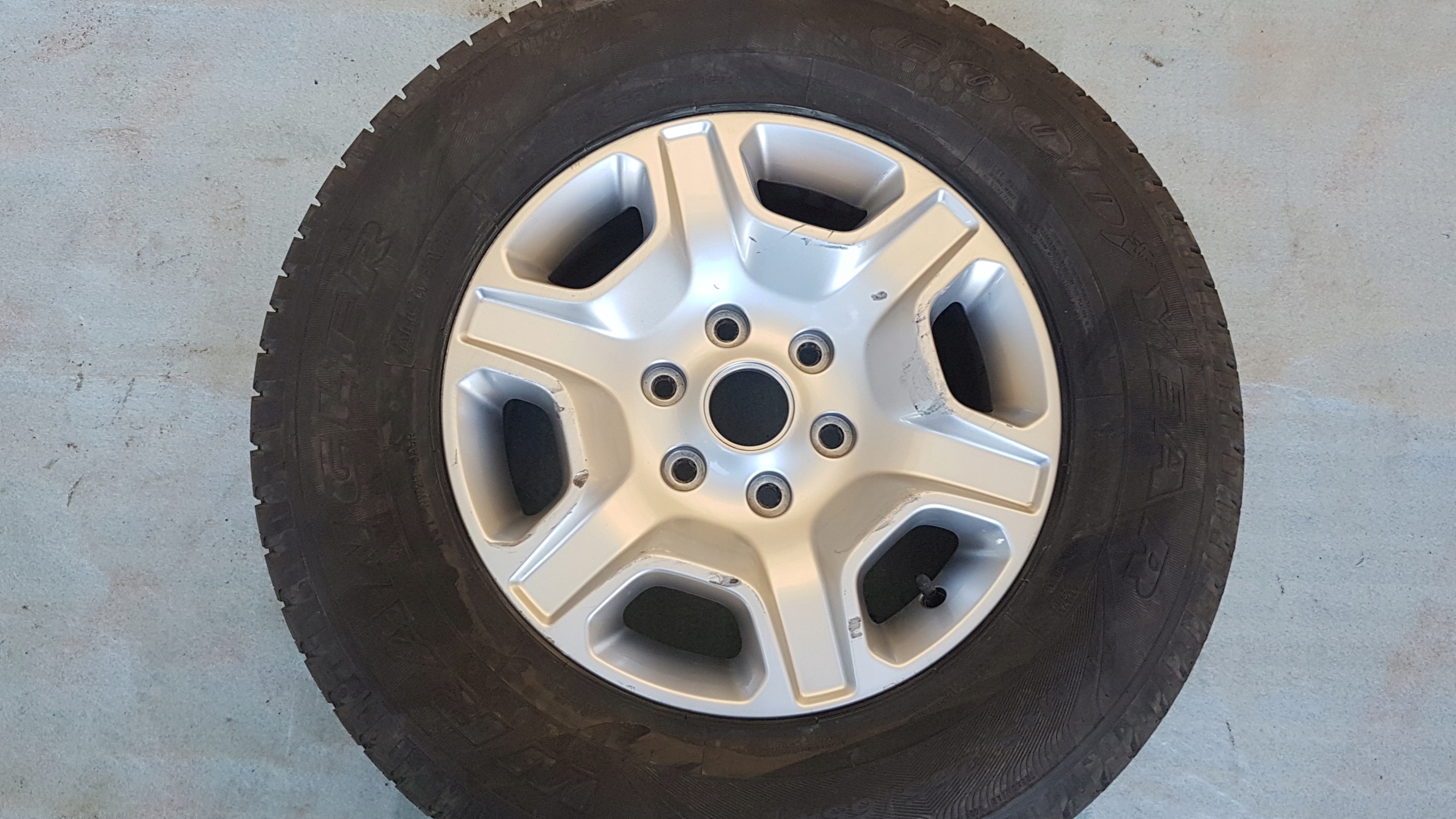 FORD РЕЙНДЖЕР КОЛО ОБІД Eb3c-1007-E2a OPONAjx17