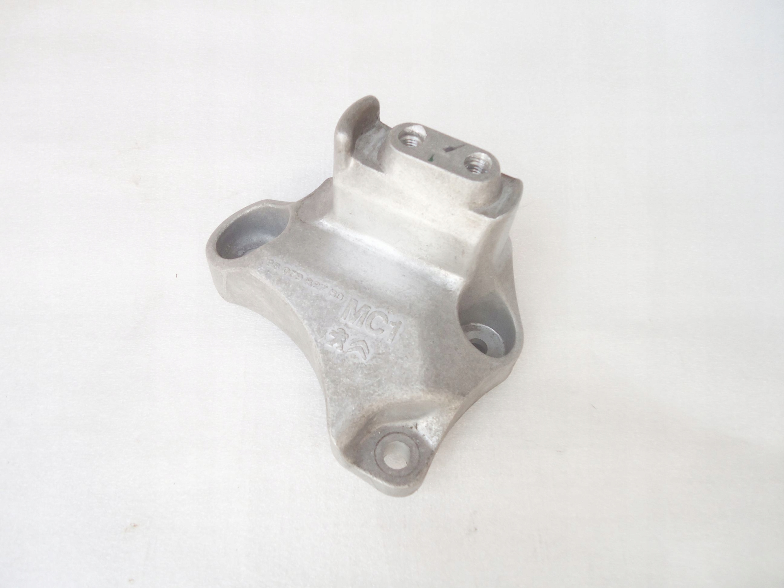 9807982780 - PEUGEOT CITROEN ЛАПА КОРОБКИ ПЕРЕДАЧ