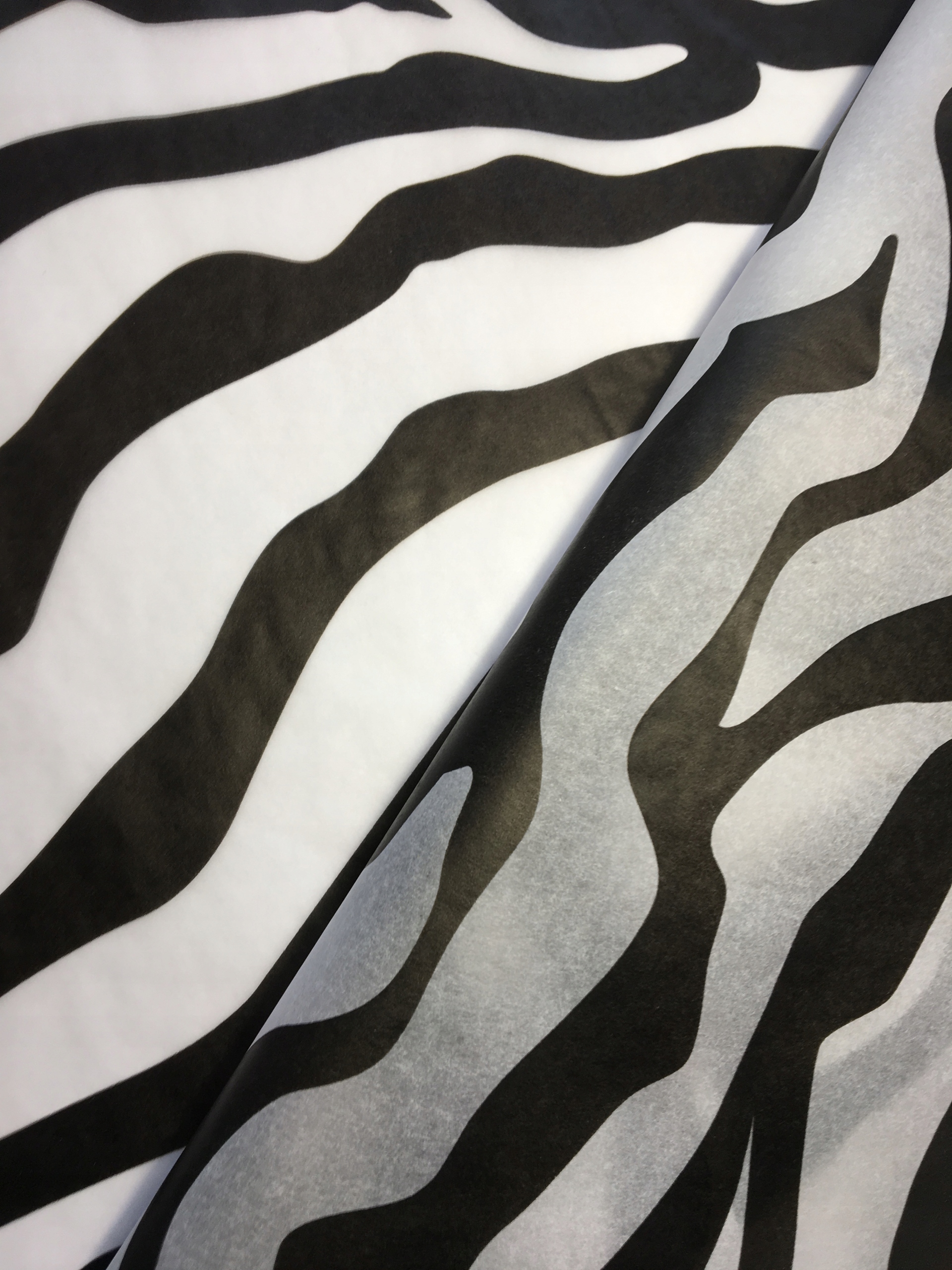 bílo-černá zebra papír 50x75 cm-240 ark!!!