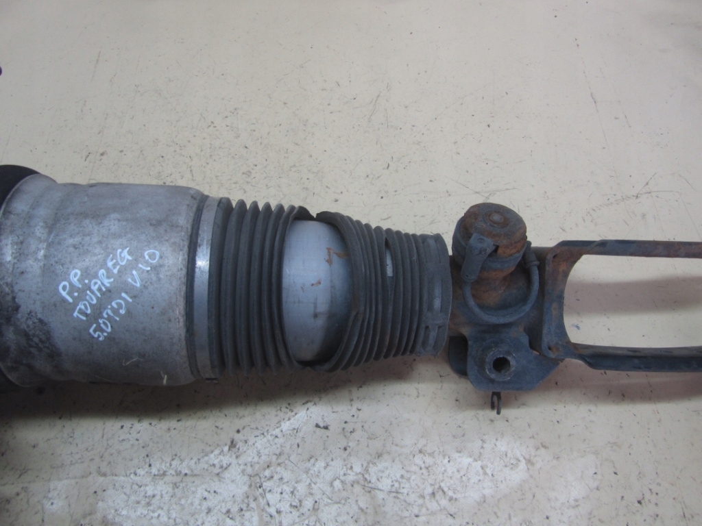 7L6412022AG - АМОРТИЗАТОР ПРАВАЯ ПЕРЕДНЯЯ ПОДУШКА TOUAREG 5.0 TDI