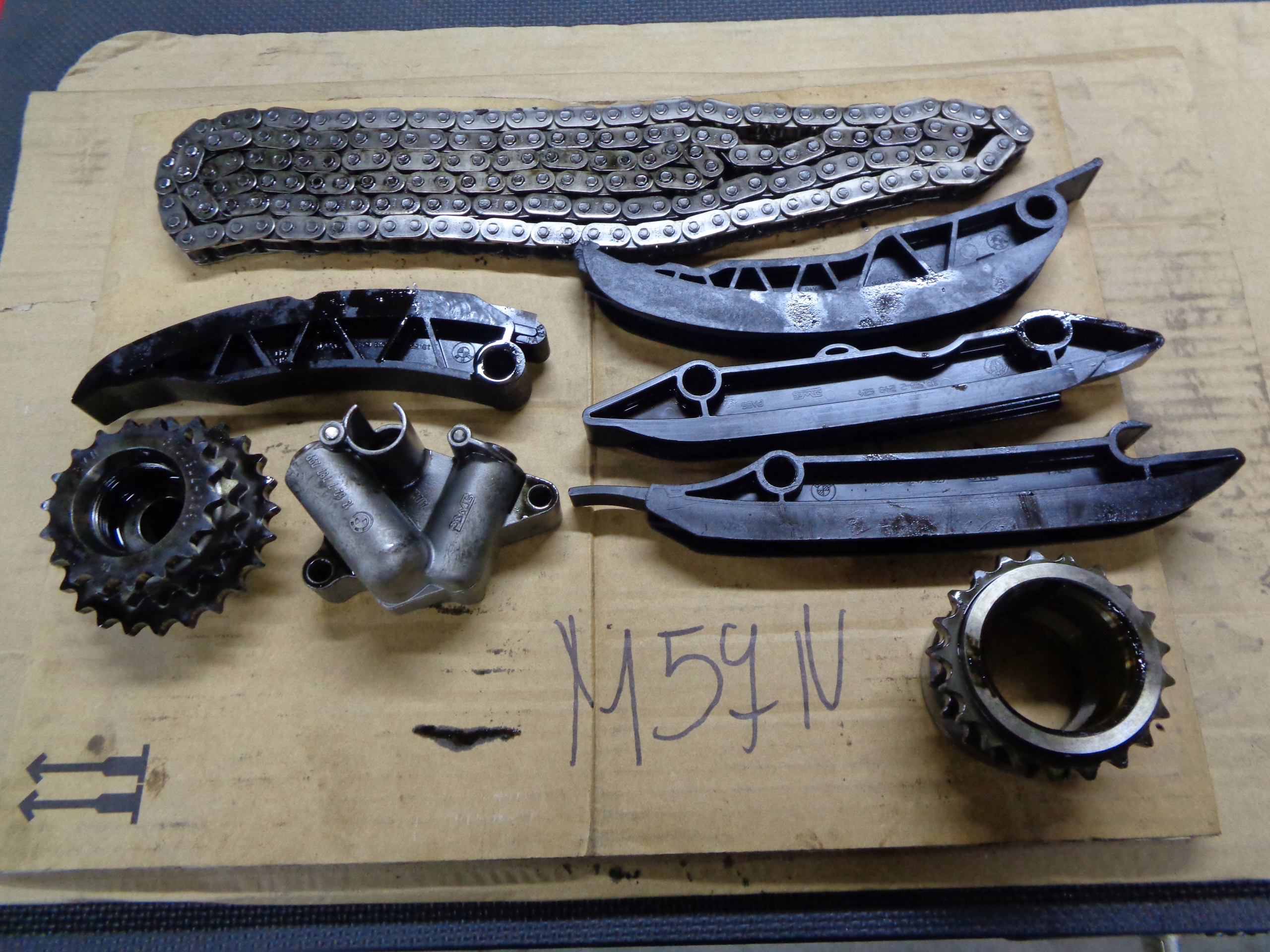 Bmw M57N ROZRZĄD łańcuch ślizg napinacz zębatki