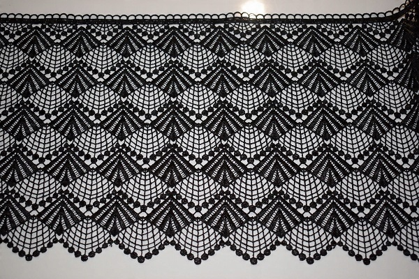 

Gipiura gipiura Koronka 30 cm Czarna