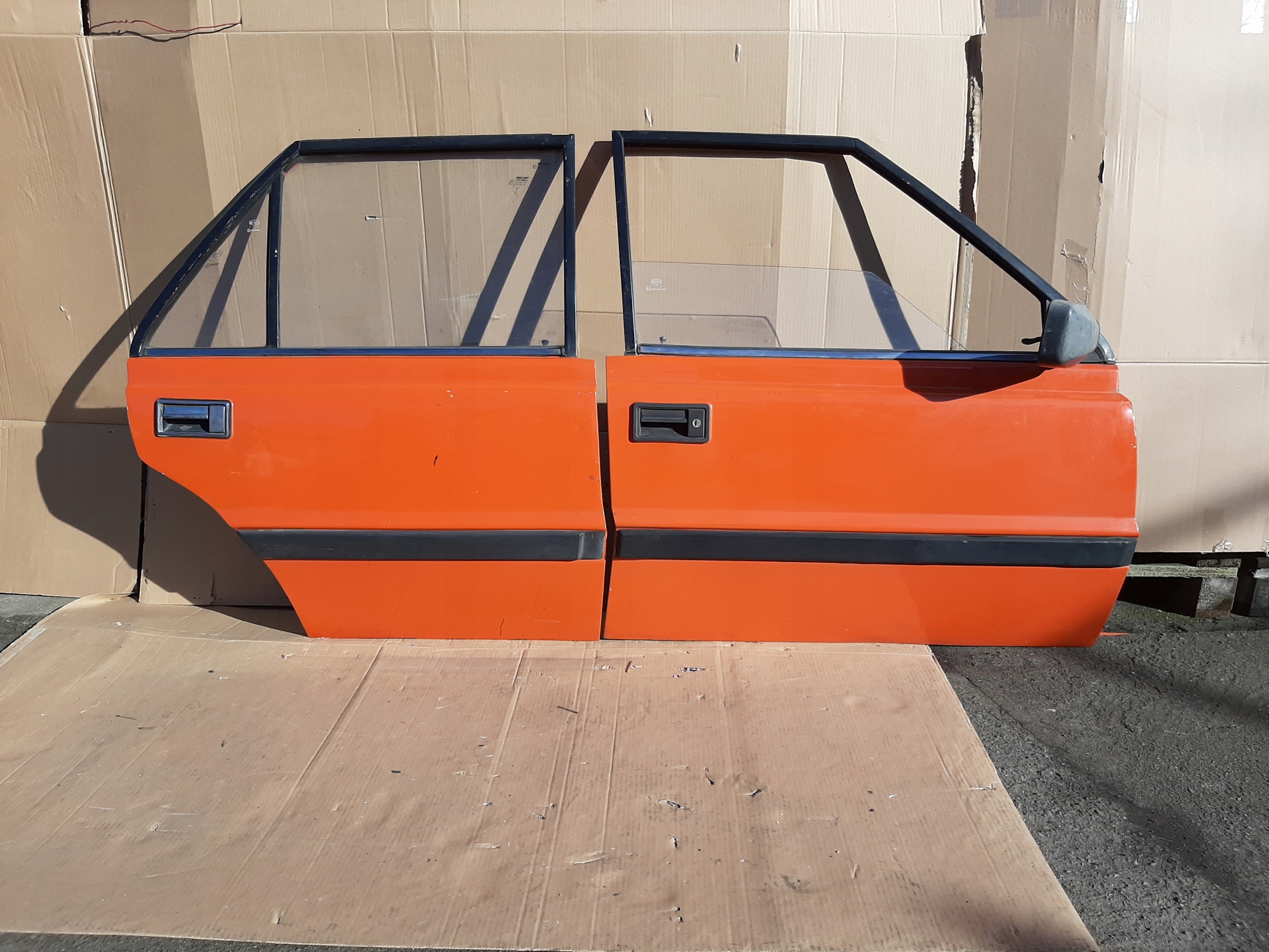 FSO POLONEZ BOREWICZ DRZWI KPL. PRAWE TYŁ