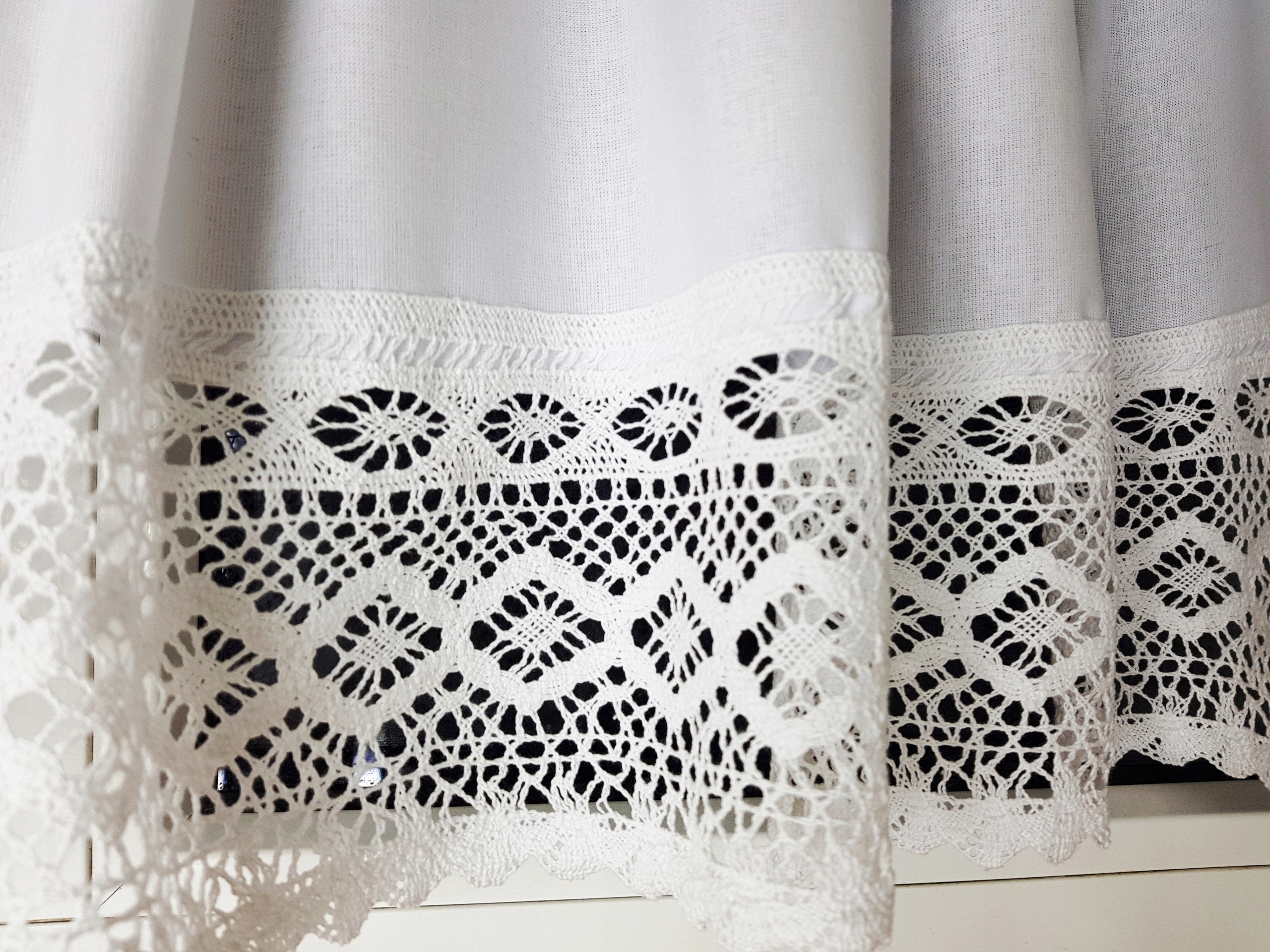 ZAZDROSTKI SHABBY CHIC KORONKA BIAŁA