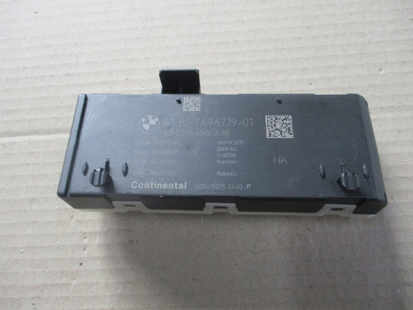 Блок управления клапаном BMW G01 G11 G30 7496719